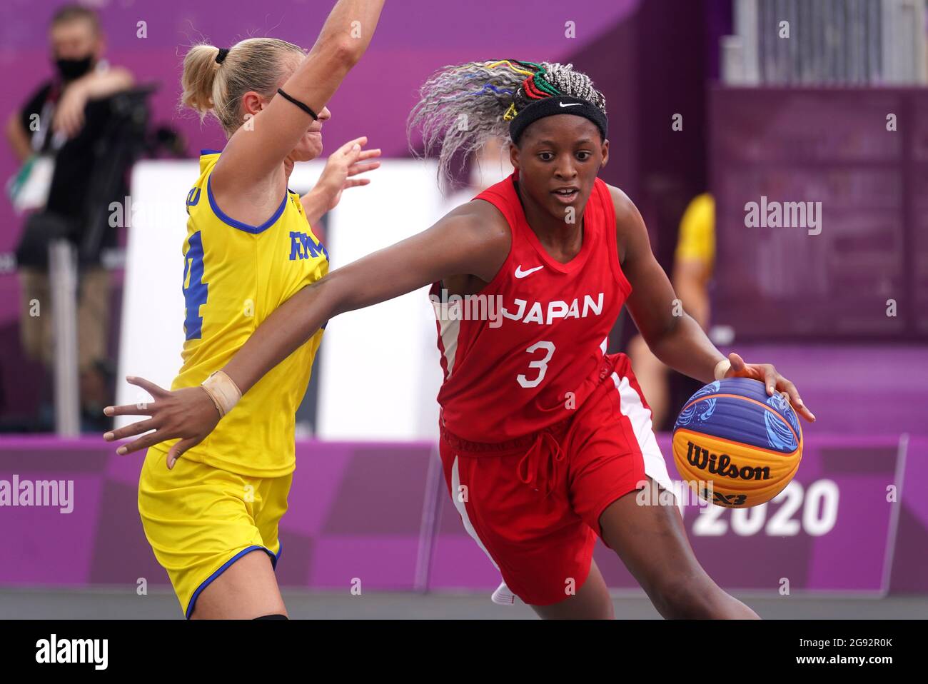 Stephanie Mawuli in azione in Giappone durante il round preliminare di basket femminile 3x3 alla Saitama Super Arena il primo giorno dei Giochi Olimpici di Tokyo 2020 in Giappone. Data immagine: Sabato 24 luglio 2021. Foto Stock