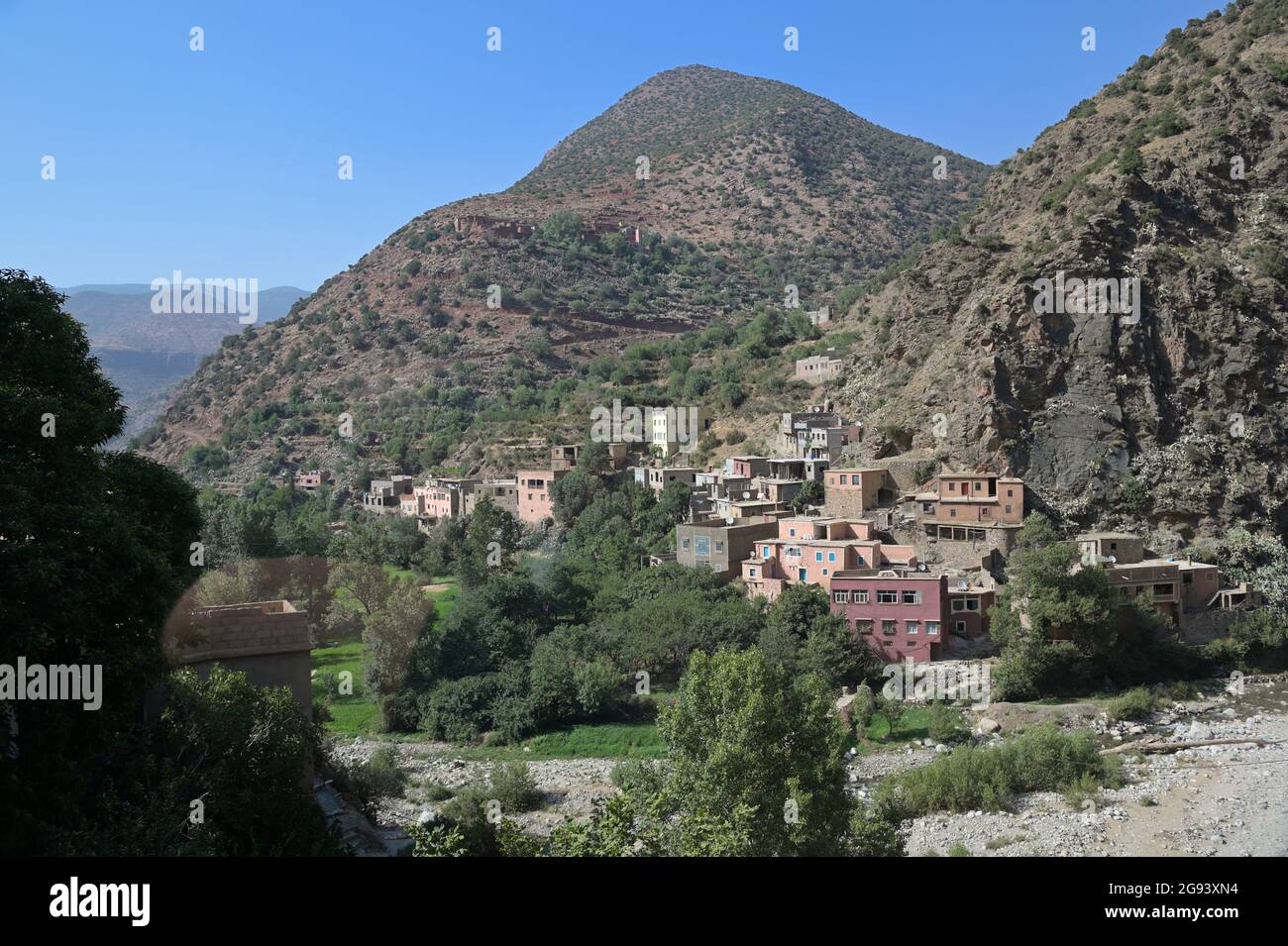 Berber villaggi nella bella valle di Ourika, Alto Atlante ma Foto Stock