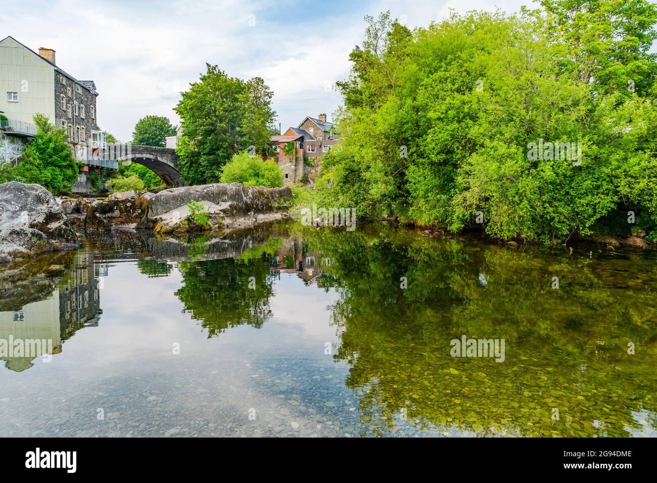 Vista sul fiume Wye a Rhayader, Elan Valley, Galles Foto Stock