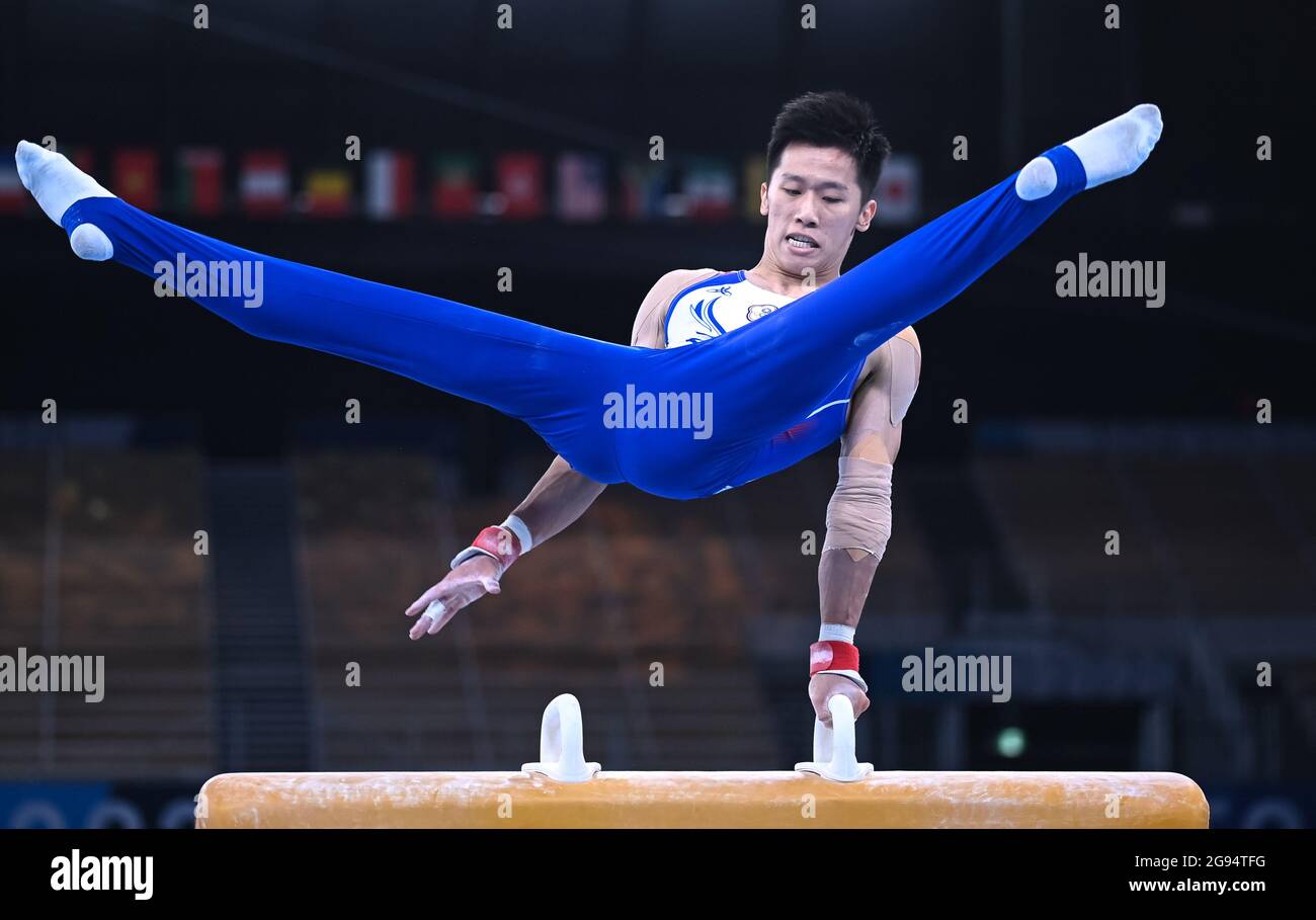 Tokyo, Giappone. 24 luglio 2021. Lee Chih Kai di Taipei cinese si esibisce durante la qualificazione maschile di ginnastica artistica del Tokyo 2020 a Tokyo, Giappone, il 24 luglio 2021. Credit: Cheng min/Xinhua/Alamy Live News Foto Stock