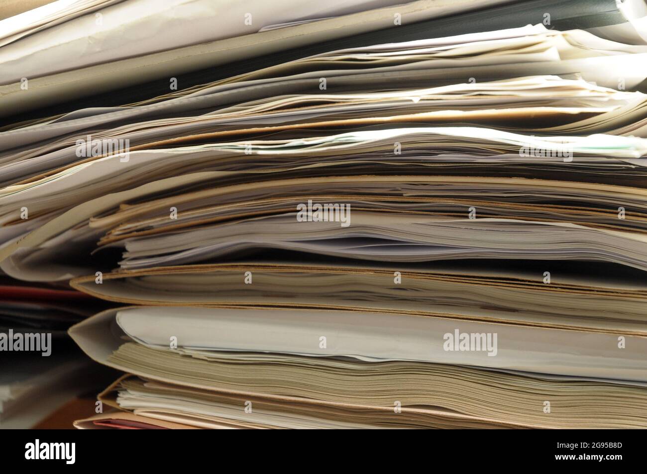 pile di carta riciclata, Foto Stock