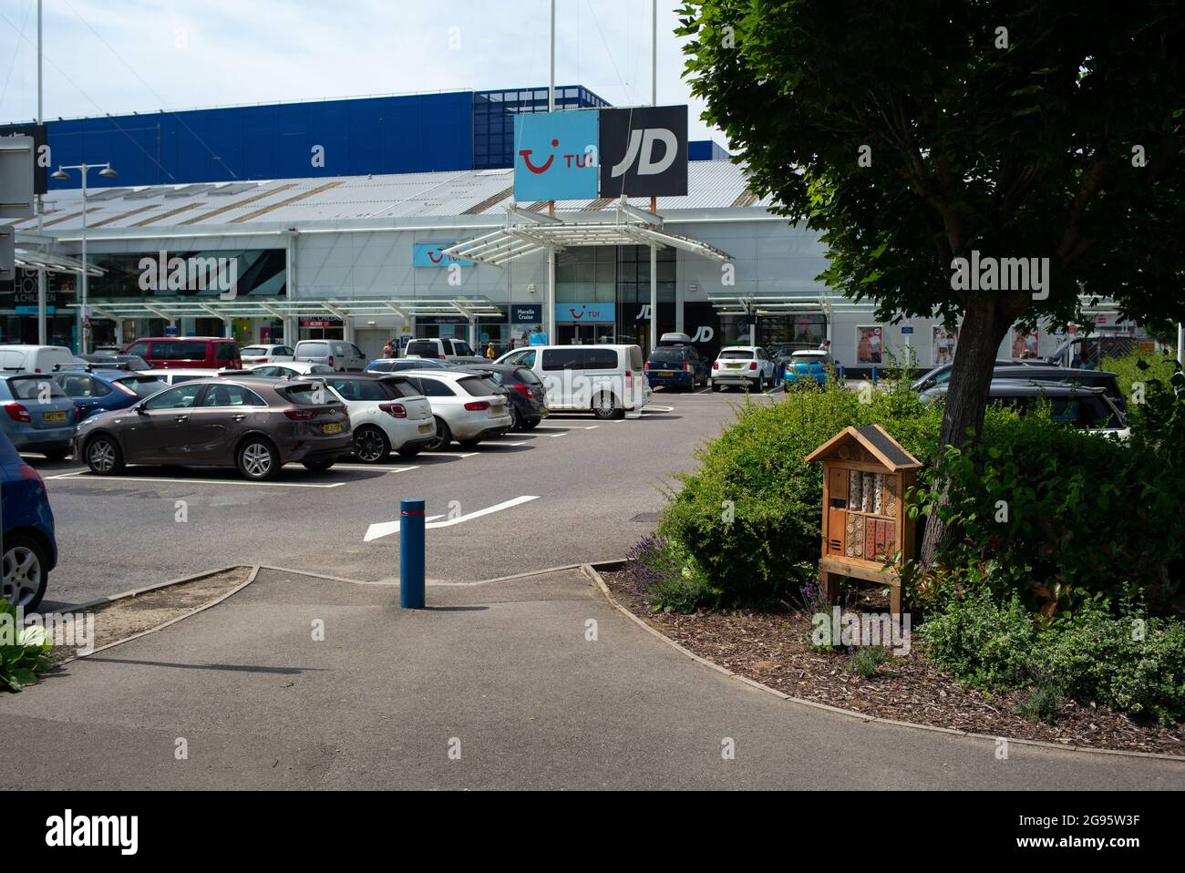 Un hotel per api e insetti situato nel centro di Southampton per aiutare l'ambiente e la popolazione locale di animali selvatici. Foto Stock