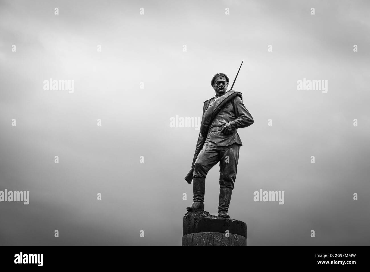 Monumento agli Eroi della prima guerra mondiale nella città di Mosca, Russia. Bianco e nero. Foto Stock