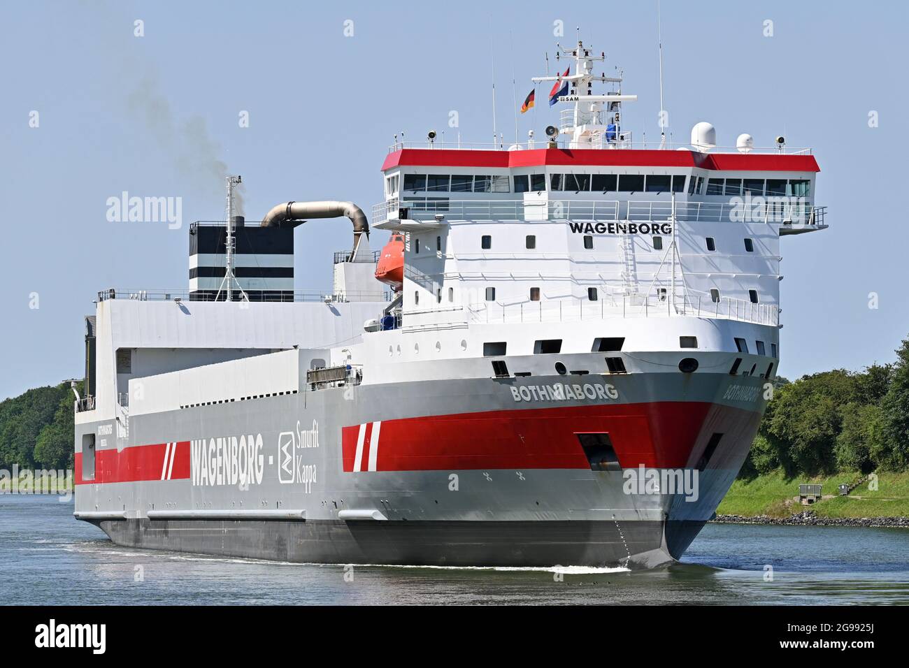 BTHNIABORG passando il canale di Kiel Foto Stock