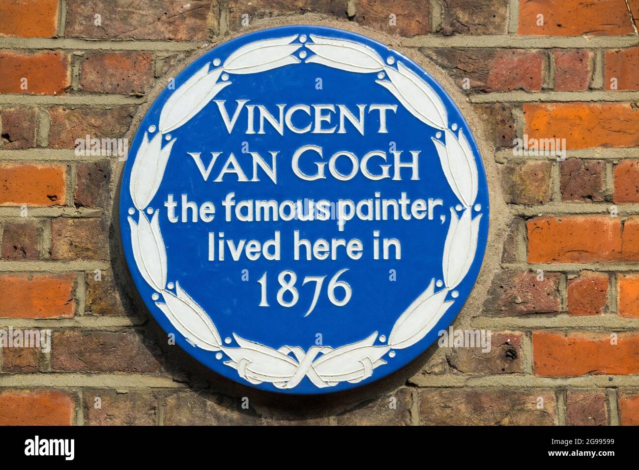 Targa blu dedicata a Vincent Van Gogh che visse in questa casa su Twickenham Road, Isleworth, Middlesex, West London, nel 1876. (127) Foto Stock
