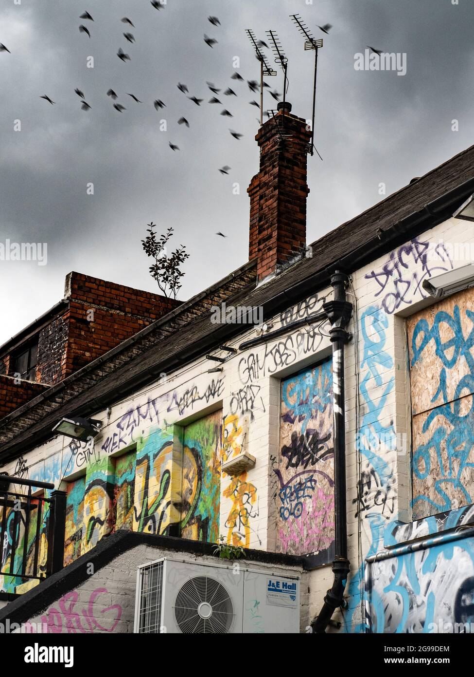 Abanded Pub and Graffiti, Carliol Square, Newcastle upon Tyne, Tyneside, Foto Stock