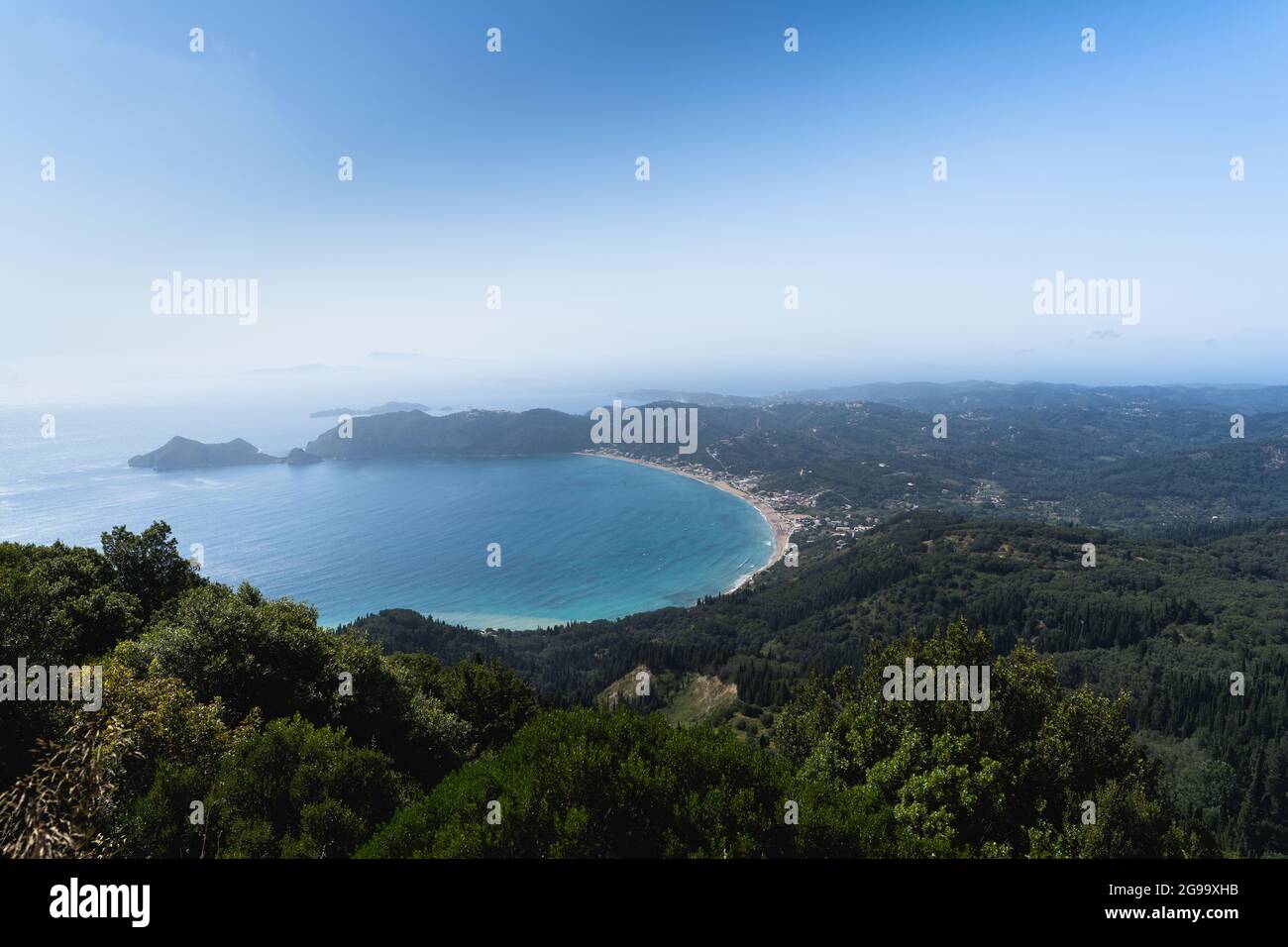 Vista panoramica di Agios Georgios corfù dal punto di osservazione Foto Stock