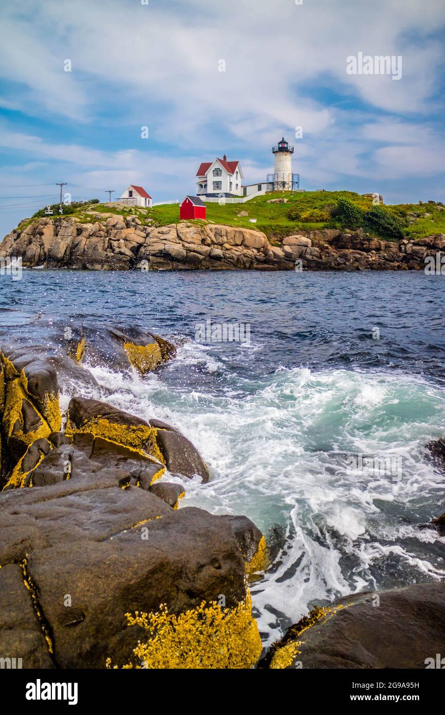 La bellezza della stazione di luce, Nubble luce in Cape Neddick luce a York, Maine Foto Stock