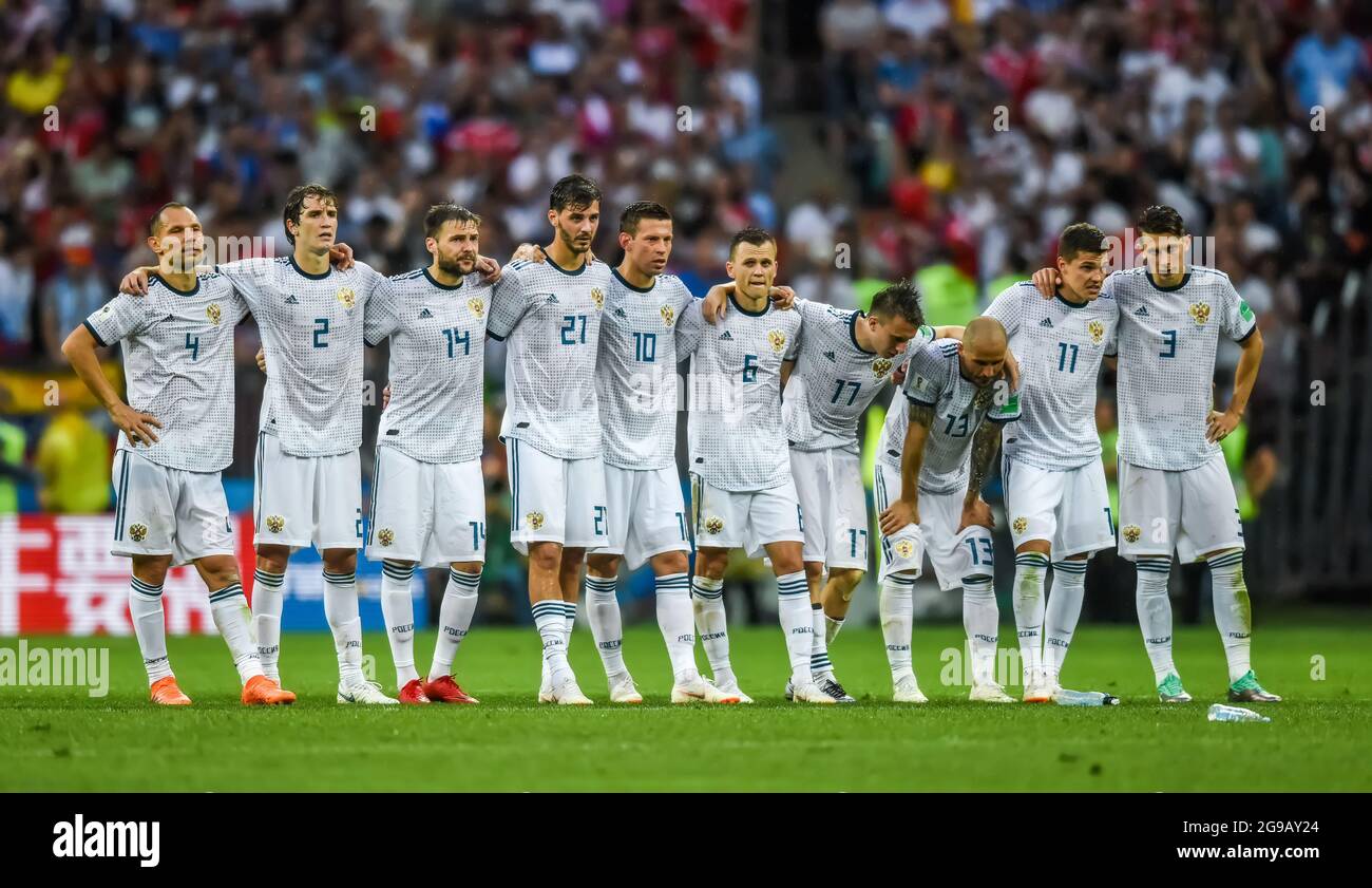 Mosca, Russia - 1 luglio 2018. I giocatori russi Sergei Ignashevich, Mario Fernandes, Vladimir Granat, Alexander Erokhin, Fedor Smolov, Denis Cheryshev, Foto Stock