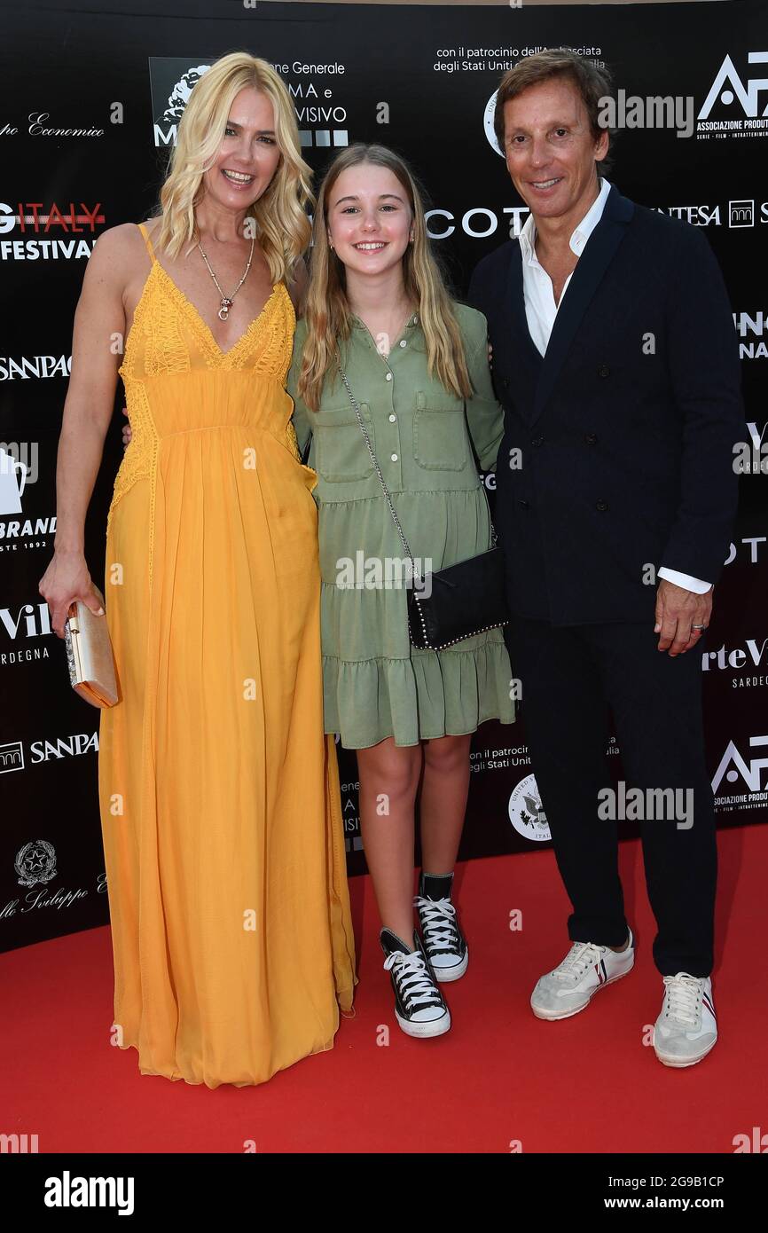 Santa Margherita di Pula: Filmare Italia Sardegna Festival. Nella foto: Valeria Mazza con il marito Alejandro Gravier e la figlia Taina Foto Stock
