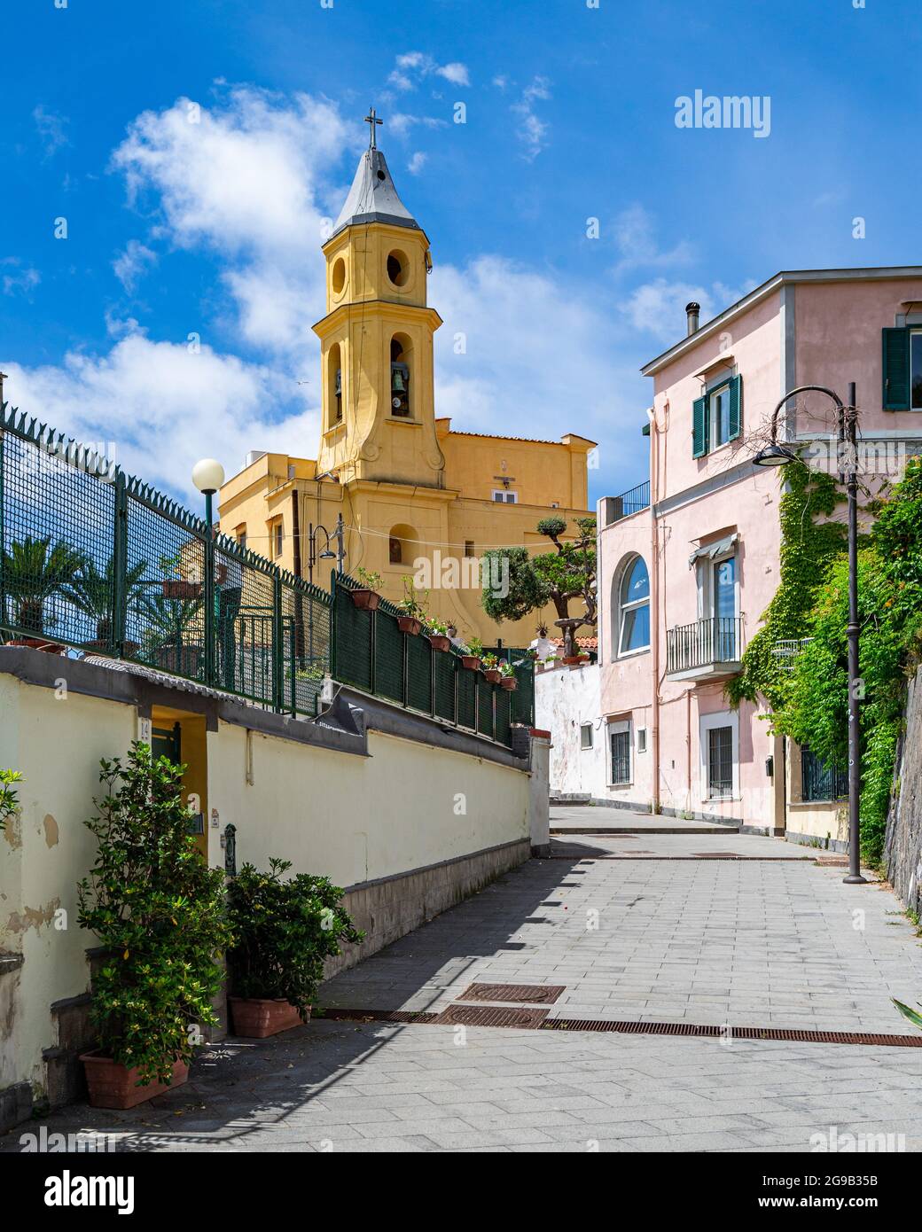 Chiesa di Santa Maria del Faro in stile barocco a Posillipo, Napoli, Italia Foto Stock