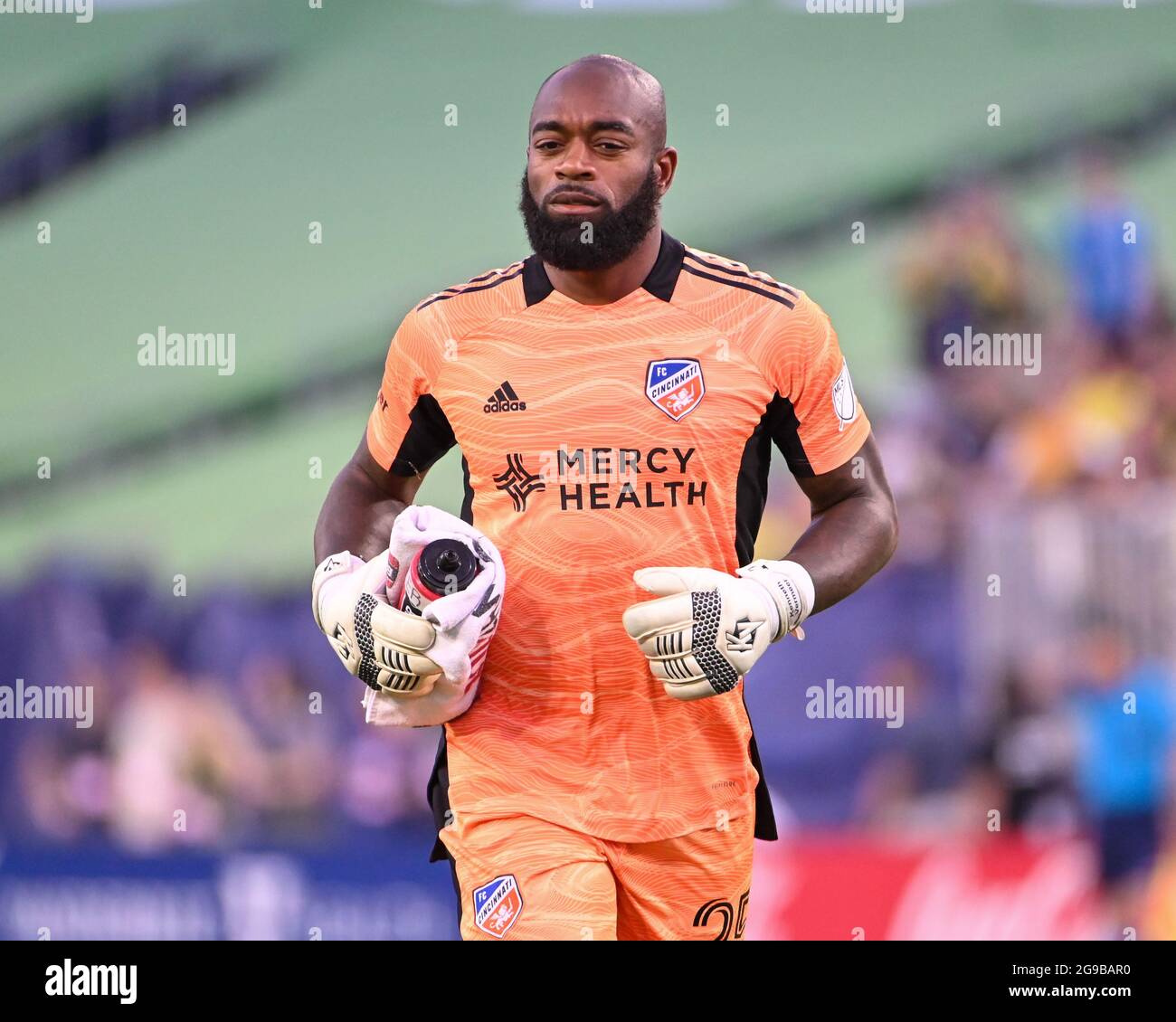 Nashville, Tennessee, Stati Uniti. 24 luglio 2021. Cincinnati portiere, Kenneth Vermeer (25), durante la partita MLS tra FC Cincinnati e Nashville SC al Nissan Stadium di Nashville, Tennessee. Kevin Langley/CSM/Alamy Live News Foto Stock