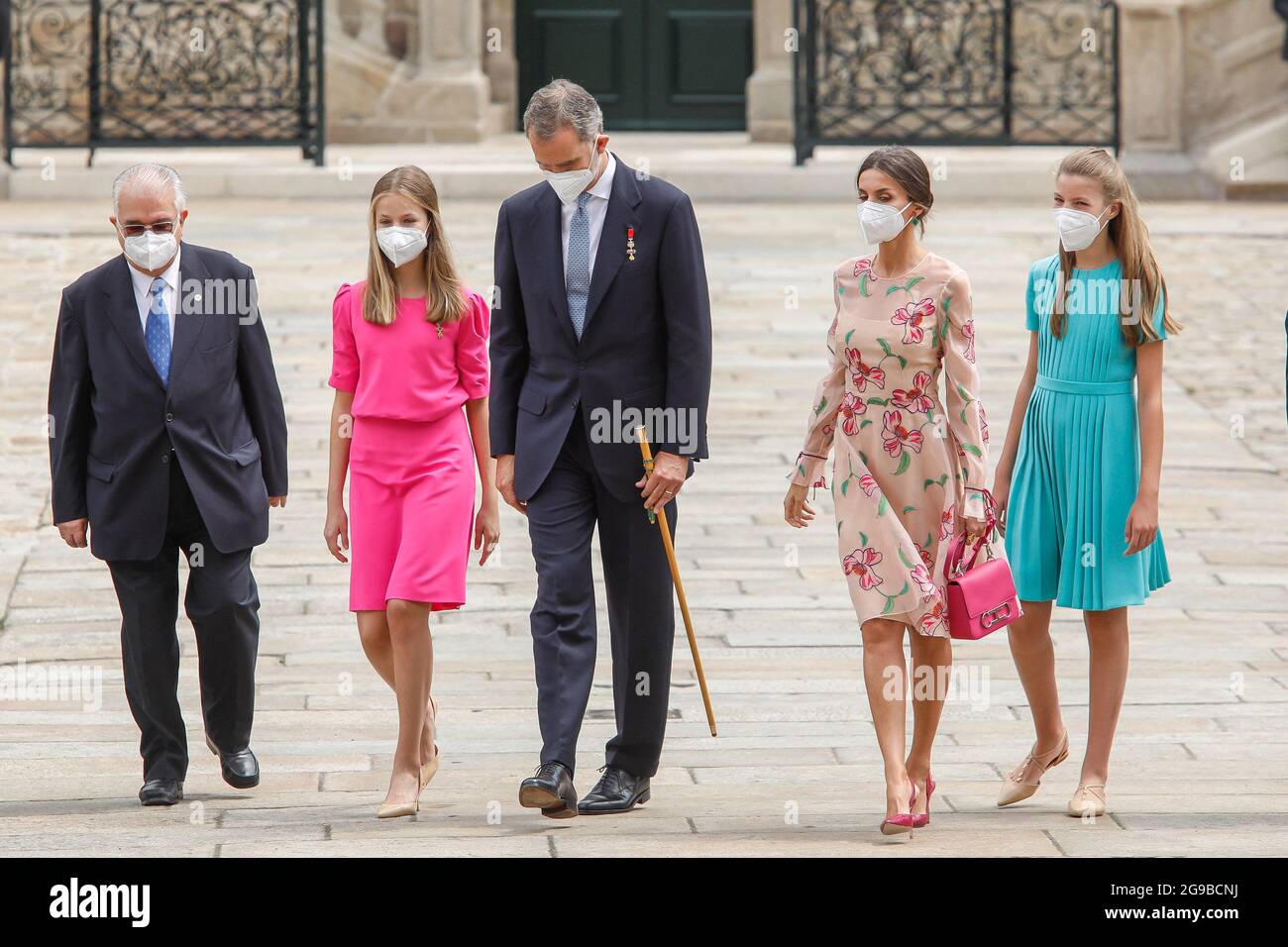 Re Felipe, la regina Letizia, la principessa Leonor e la principessa Sofia frequentano la giornata di San Giacomo alla Cattedrale di Santiago de Compostela, in Spagna, il 25 luglio 2021. Foto di Archie Andrews/ABACAPRESS.COM Foto Stock