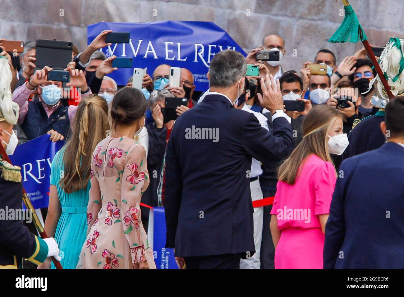 Re Felipe, la regina Letizia, la principessa Leonor e la principessa Sofia frequentano la giornata di San Giacomo alla Cattedrale di Santiago de Compostela, in Spagna, il 25 luglio 2021. Foto di Archie Andrews/ABACAPRESS.COM Foto Stock