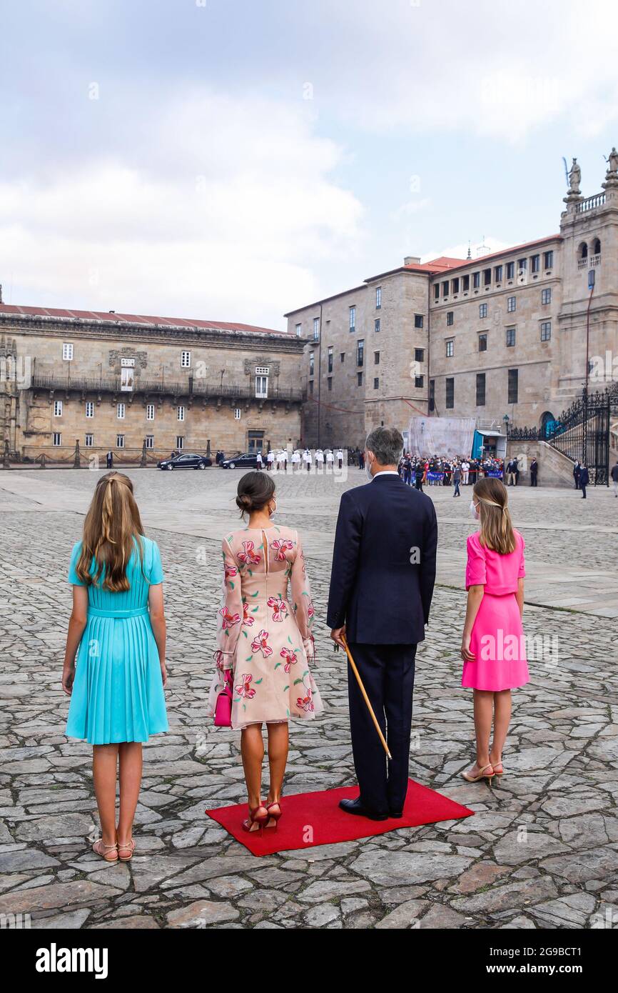Re Felipe, la regina Letizia, la principessa Leonor e la principessa Sofia frequentano la giornata di San Giacomo alla Cattedrale di Santiago de Compostela, in Spagna, il 25 luglio 2021. Foto di Archie Andrews/ABACAPRESS.COM Foto Stock