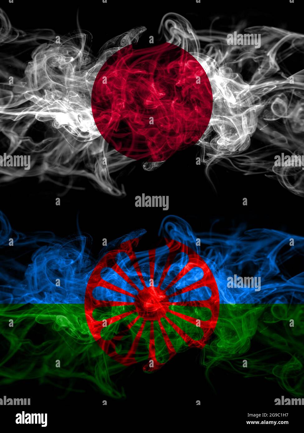 Bandiere di fumo del Giappone, del Giappone e dello Zingaro Foto Stock