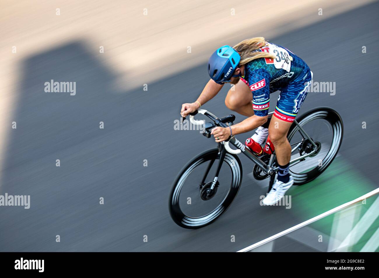 Corsa su strada molto veloce Foto Stock Corsa su strada molto veloce Foto Stock