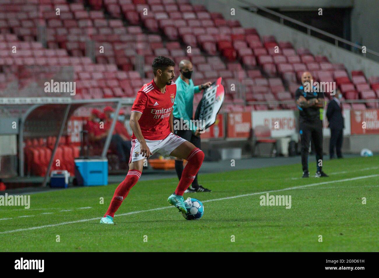 25 luglio 2021. Lisbona, Portogallo. Il difensore di Benfica dal Portogallo Gil Dias (31) in azione durante il gioco amichevole tra SL Benfica vs Olympique Marseille Credit: Alexandre de Sousa/Alamy Live News Foto Stock