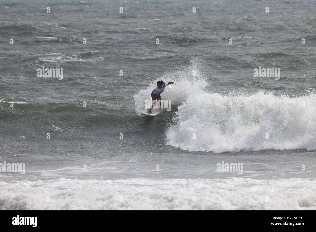 26 LUGLIO 2021 - Surfing : Women's Round 3 durante i Giochi Olimpici di Tokyo 2020 alla spiaggia di Tsurigasaki Surfing a Chiba, Giappone. Credit: KONDO/AFLO/Alamy Live News Foto Stock