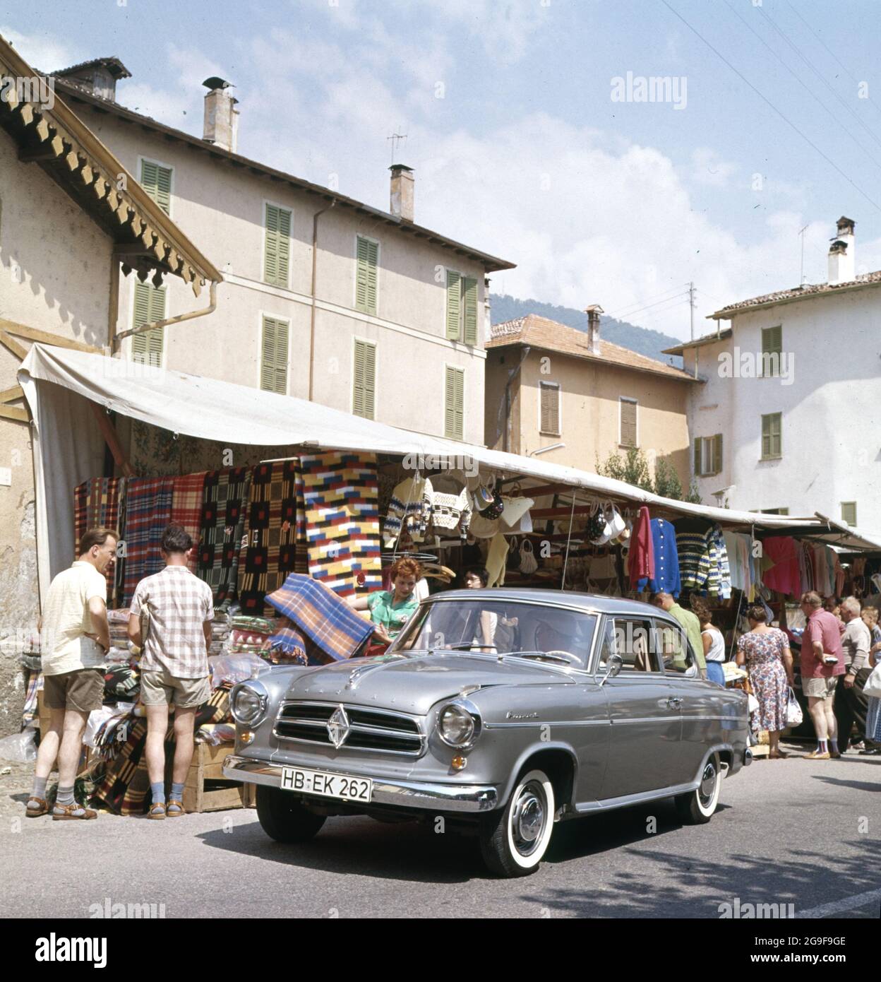 Trasporti, auto, Borgward Isabella TS, Italia 1959, DIRITTI-AGGIUNTIVI-AUTORIZZAZIONE-INFORMAZIONI-NON-DISPONIBILI Foto Stock