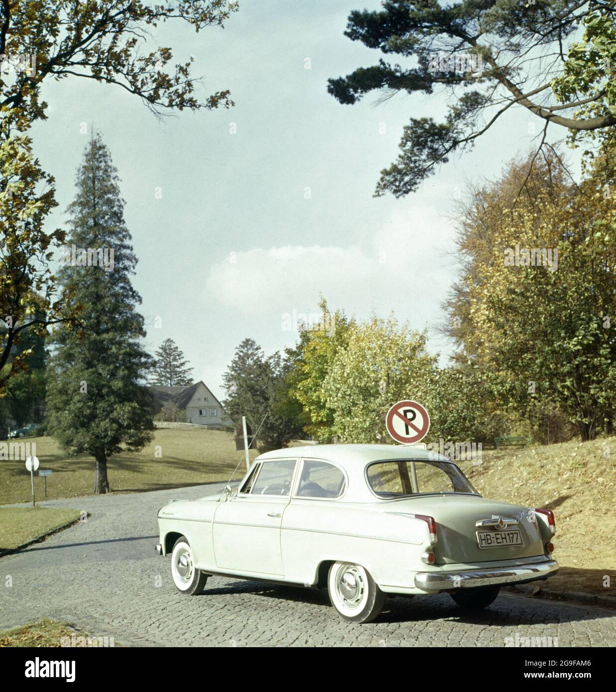 Trasporti, auto, Borgward Isabella TS, Germania, 1959, INFORMAZIONI-AGGIUNTIVE-DIRITTI-AUTORIZZAZIONE-NON-DISPONIBILI Foto Stock