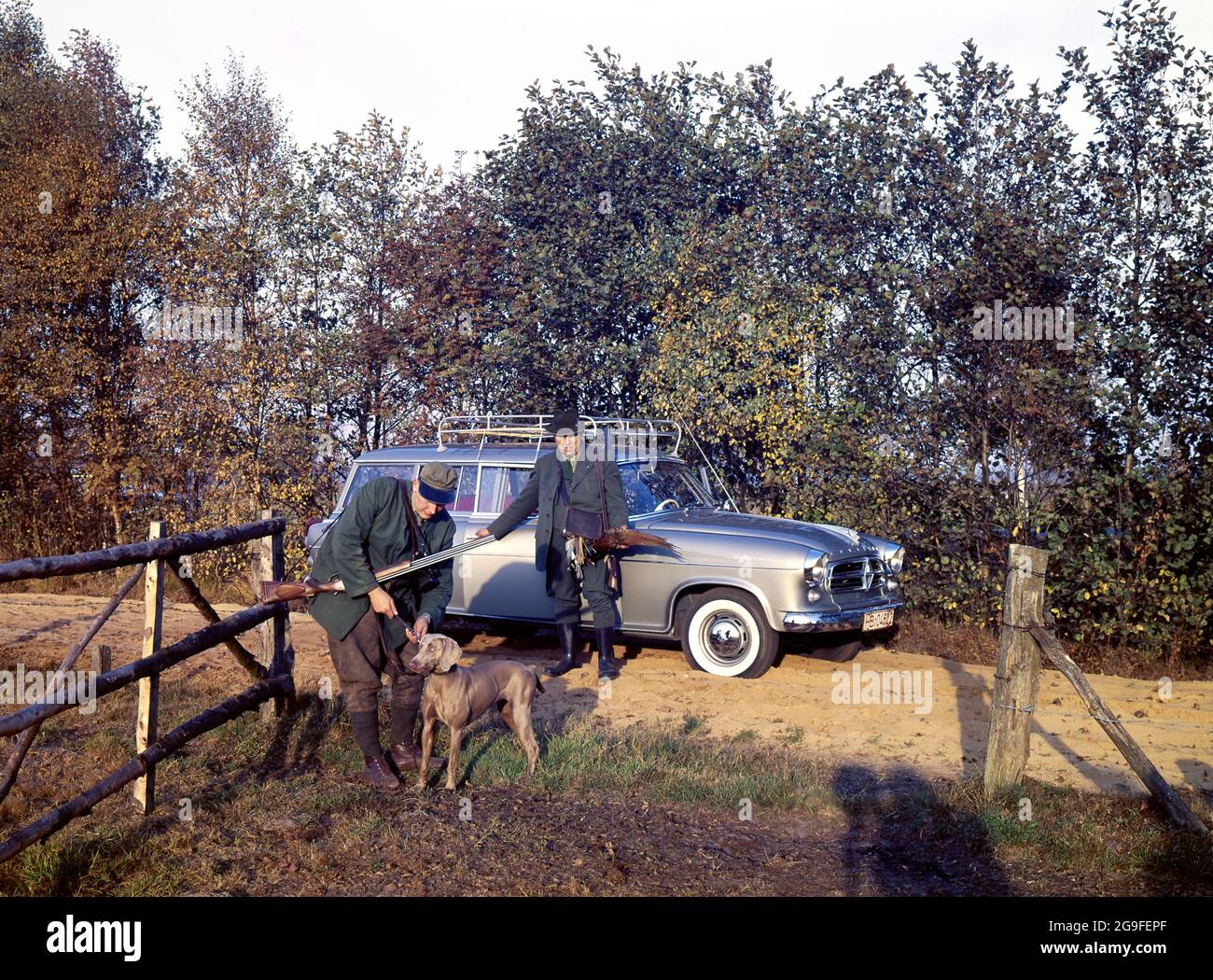 Trasporti, auto, Borgward Isabella Combi, 1960, DIRITTI-AGGIUNTIVI-AUTORIZZAZIONE-INFORMAZIONI-NON-DISPONIBILI Foto Stock