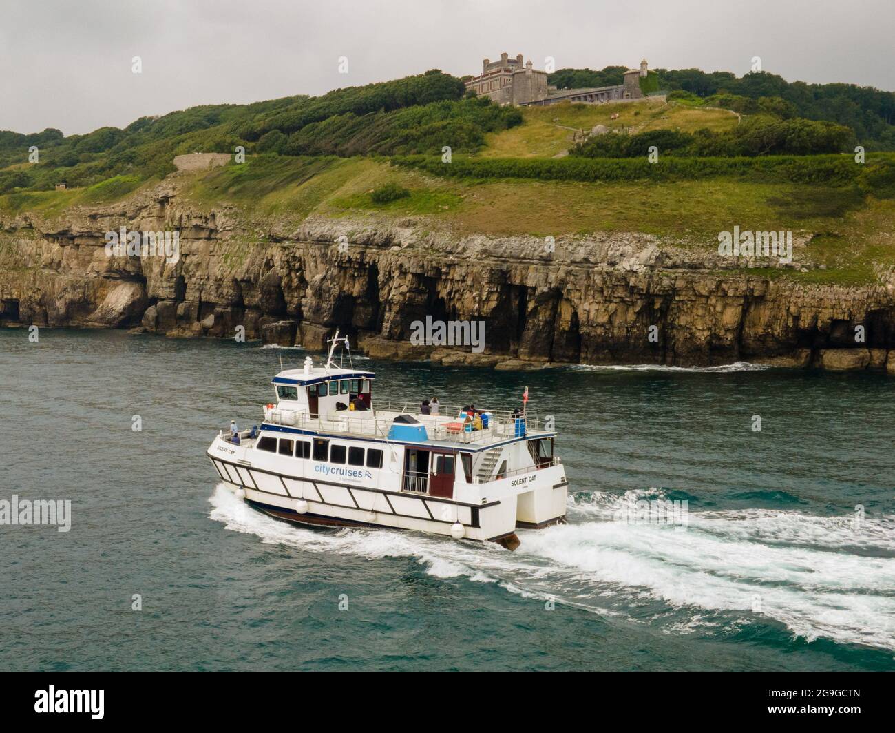 City Cruises da Poole- un tour in barca lungo la Jurassic Coast a Dorset, nel sud-ovest dell'Inghilterra Foto Stock
