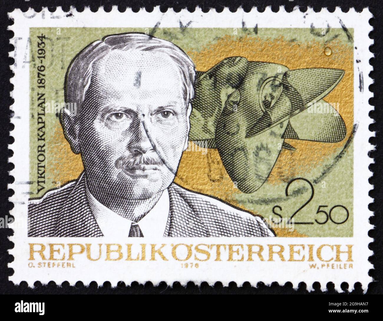 AUSTRIA - CIRCA 1976: Un francobollo stampato in Austria mostra Viktor  Kaplan, inventore della turbina di Kaplan, Centenario della nascita,  intorno al 1976 Foto stock - Alamy