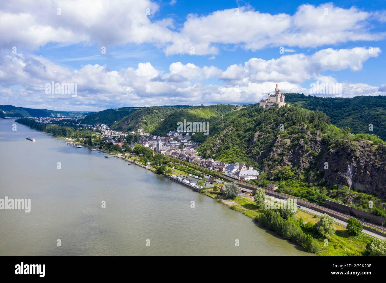 Marksburg si affaccia sul Reno, patrimonio mondiale dell'UNESCO valle del Reno di Midle, Germania Foto Stock