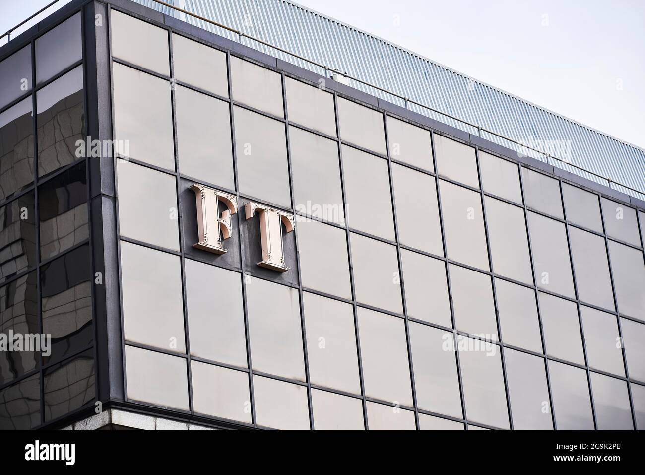 Financial Times building con IL logo FT, Londra, Inghilterra, Regno Unito Foto Stock