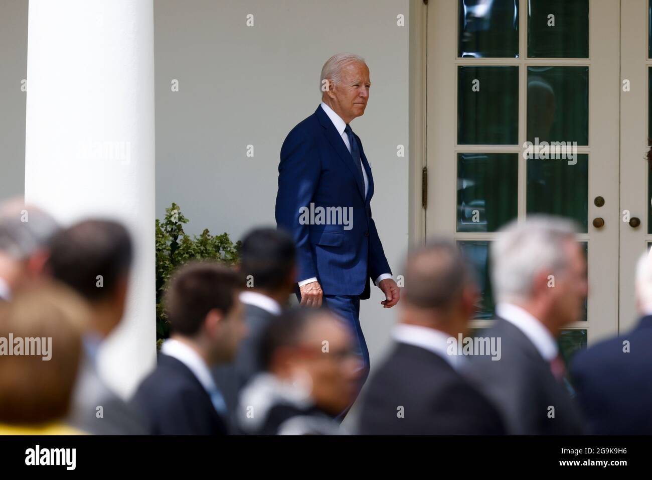 Washington, Stati Uniti. 26 luglio 2021. Il Presidente degli Stati Uniti Joe Biden si prepara a partecipare ad una cerimonia che celebra il 31° anniversario dell'Americans with Disabilities Act (ADA) alla Casa Bianca di Washington, DC, Stati Uniti, il 26 luglio 2021. Credit: Ting Shen/Xinhua/Alamy Live News Foto Stock