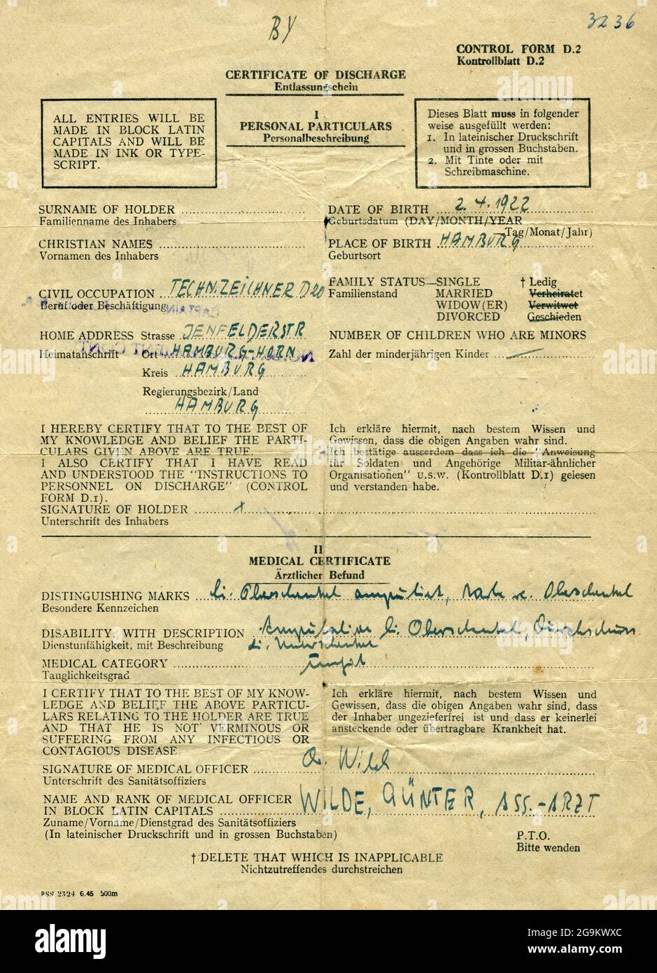 Europa, Germania, Amburgo, fine del WW II, certificato di scarico per i soldati dell'esercito tedesco, 13. 08. 1945, SOLO PER USO EDITORIALE Foto Stock