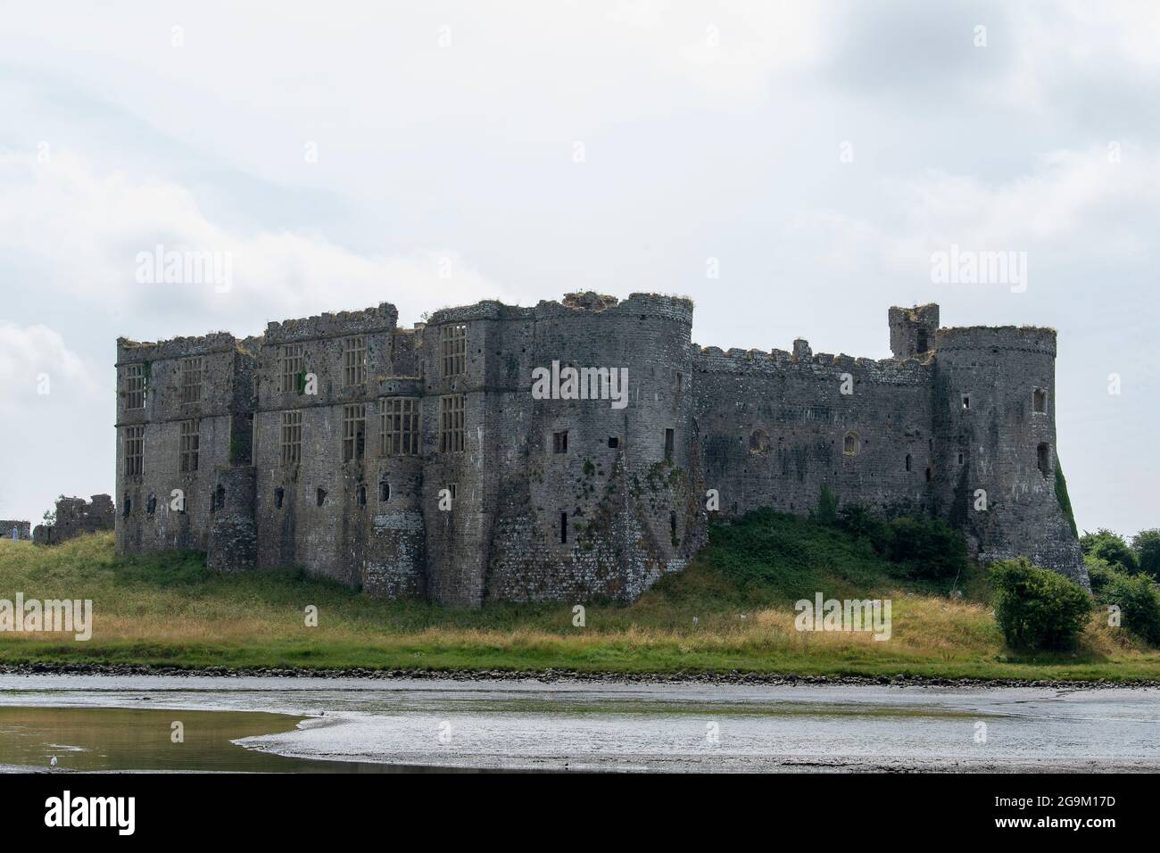 Carew Castle & Tidal Mill Pembrokeshire, Galles. Foto Stock