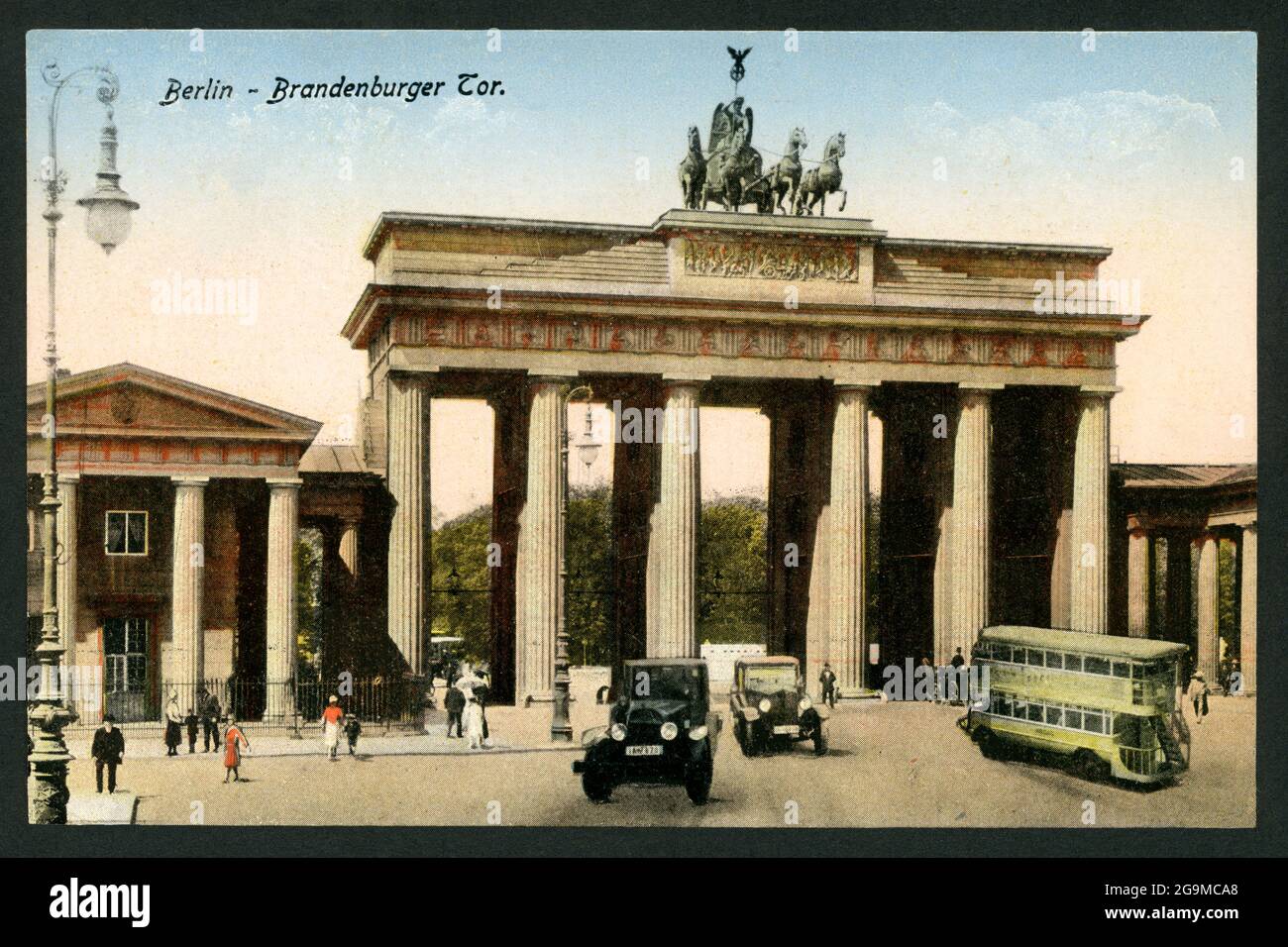Geografia / viaggio, Germania, Berlino, porta di Brandeburgo, cartolina, inviato 08. 09. 1930, ADDITIONAL-RIGHTS-CLEARANCE-INFO-NOT-AVAILABLE Foto Stock