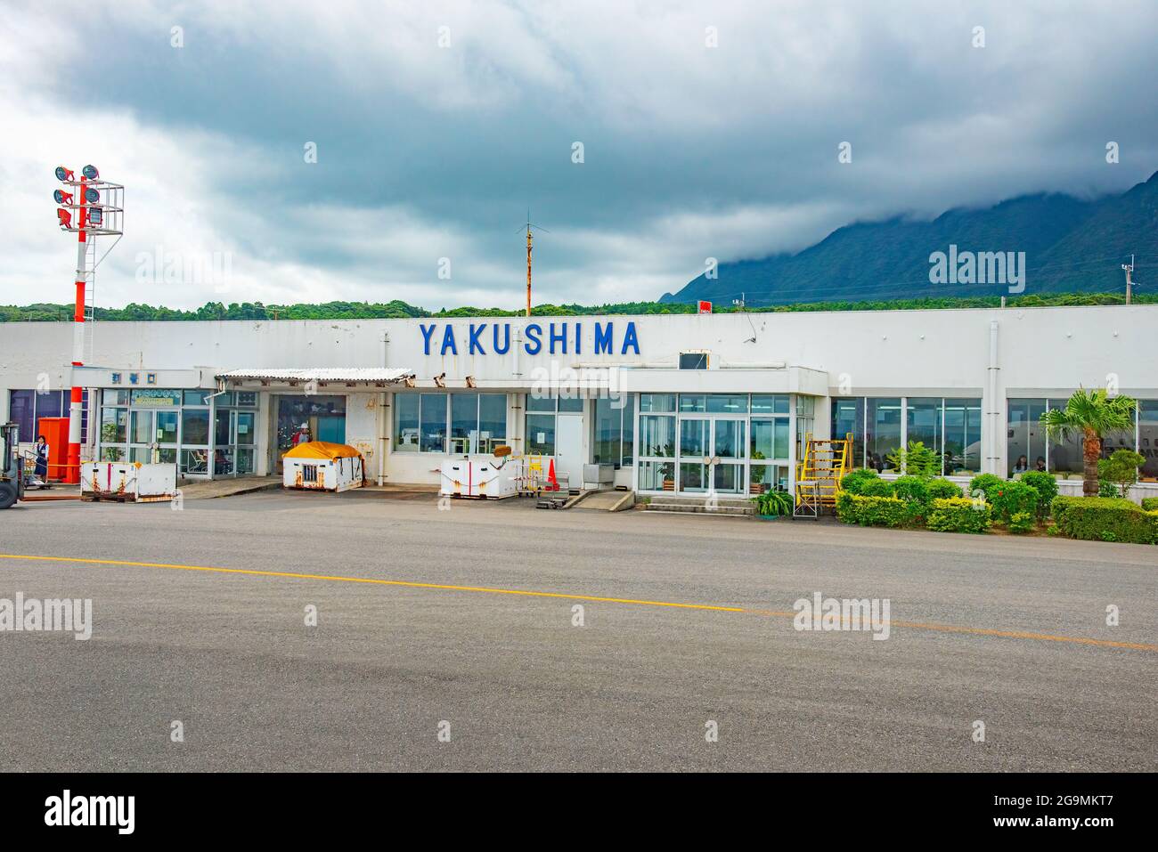 Piccolo terminal aeroportuale nazionale Yakushima, Giappone, il 16 settembre 2016 Foto Stock