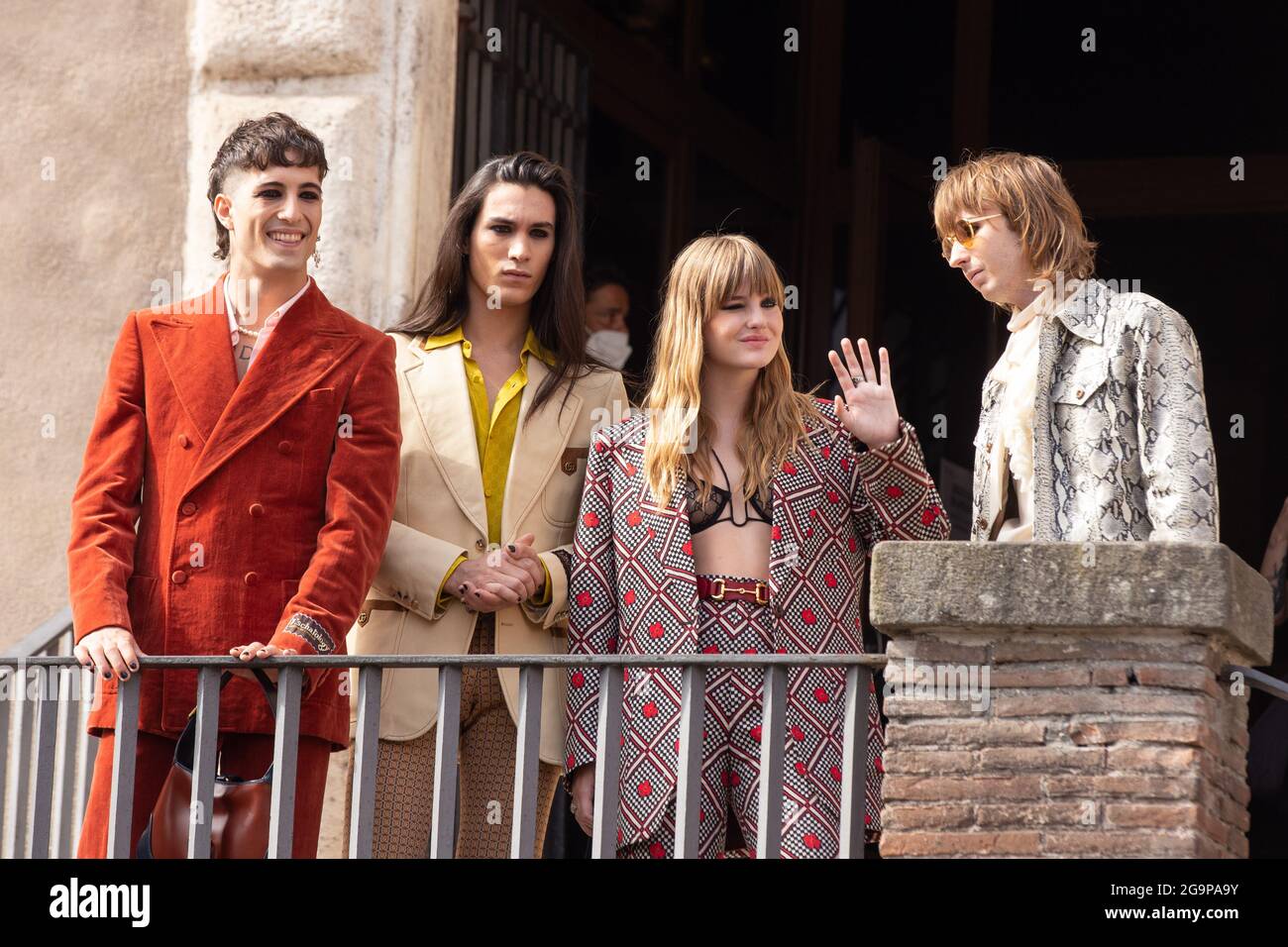 (7/27/2021) rock band italiana 'Maneskin' davanti all'ingresso del Campidoglio, prima della cerimonia di premiazione (Foto di Matteo Nardone / Pacific Press/Sipa USA) Foto Stock