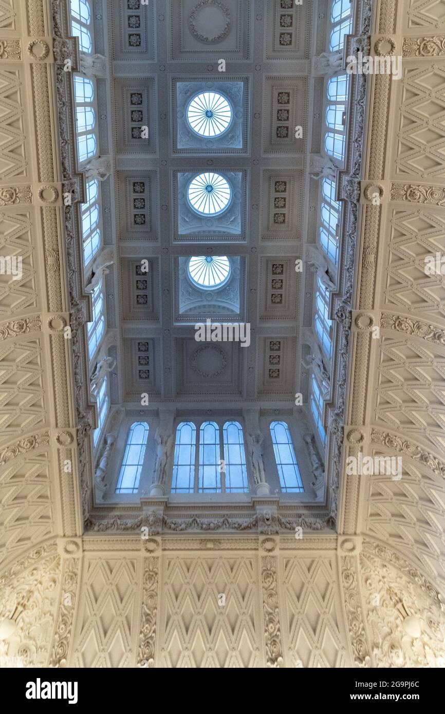 CAMBRIDGE ENGLAND FITZWILLIAM MUSEUM INTERNO IL SOFFITTO DECORATO Foto Stock