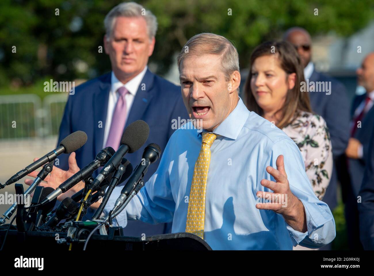 Il Rappresentante degli Stati Uniti Jim Jordan (Repubblicano dell'Ohio) offre osservazioni durante una conferenza stampa sul Select Committee 1/6 fuori dal Campidoglio degli Stati Uniti a Washington, DC, martedì 27 luglio 2021. Credito: Rod Lamkey/CNP Foto Stock