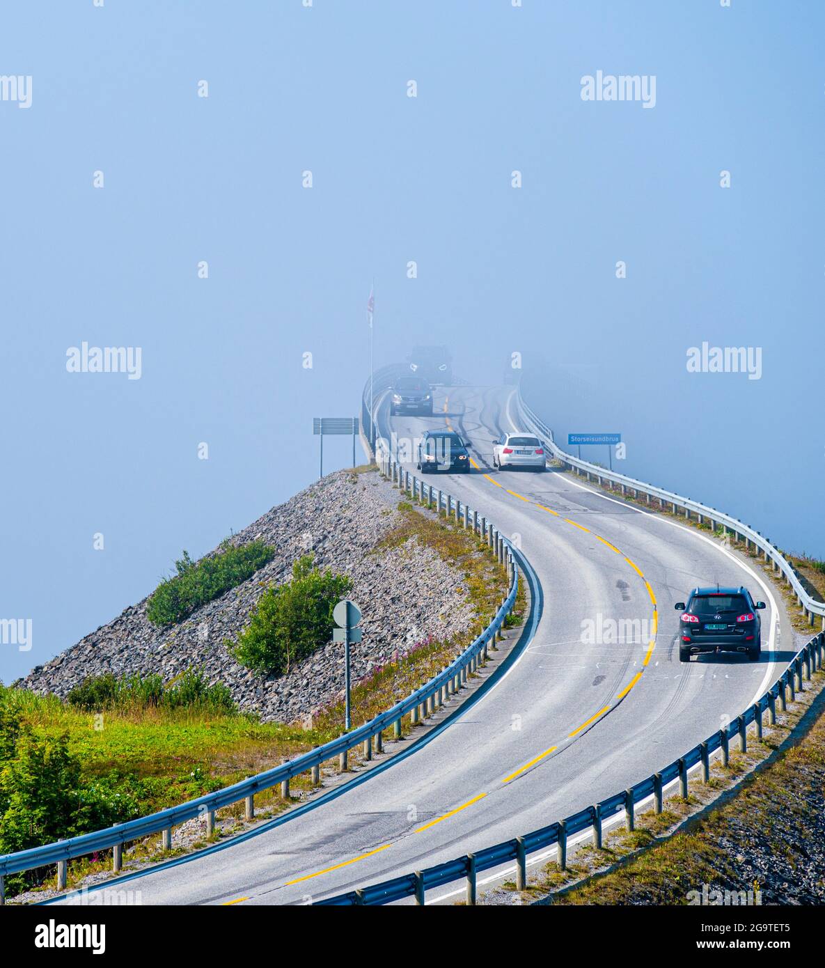 La strada atlantica sulla costa della Norvegia occidentale Foto Stock