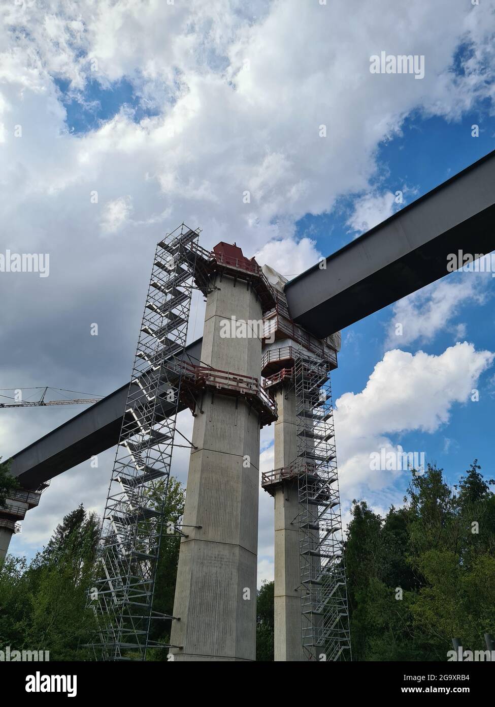 Costruzione di un molo ponte per un'autostrada Foto Stock