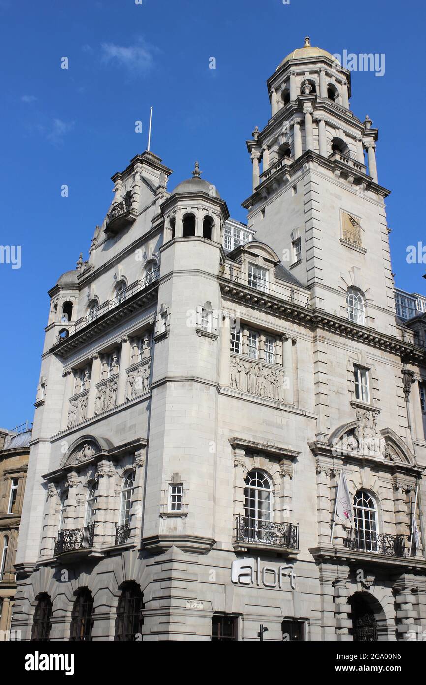 Aloft Hotel nell'ex Royal Insurance Building di Liverpool, patrimonio dell'umanità Grade II Foto Stock