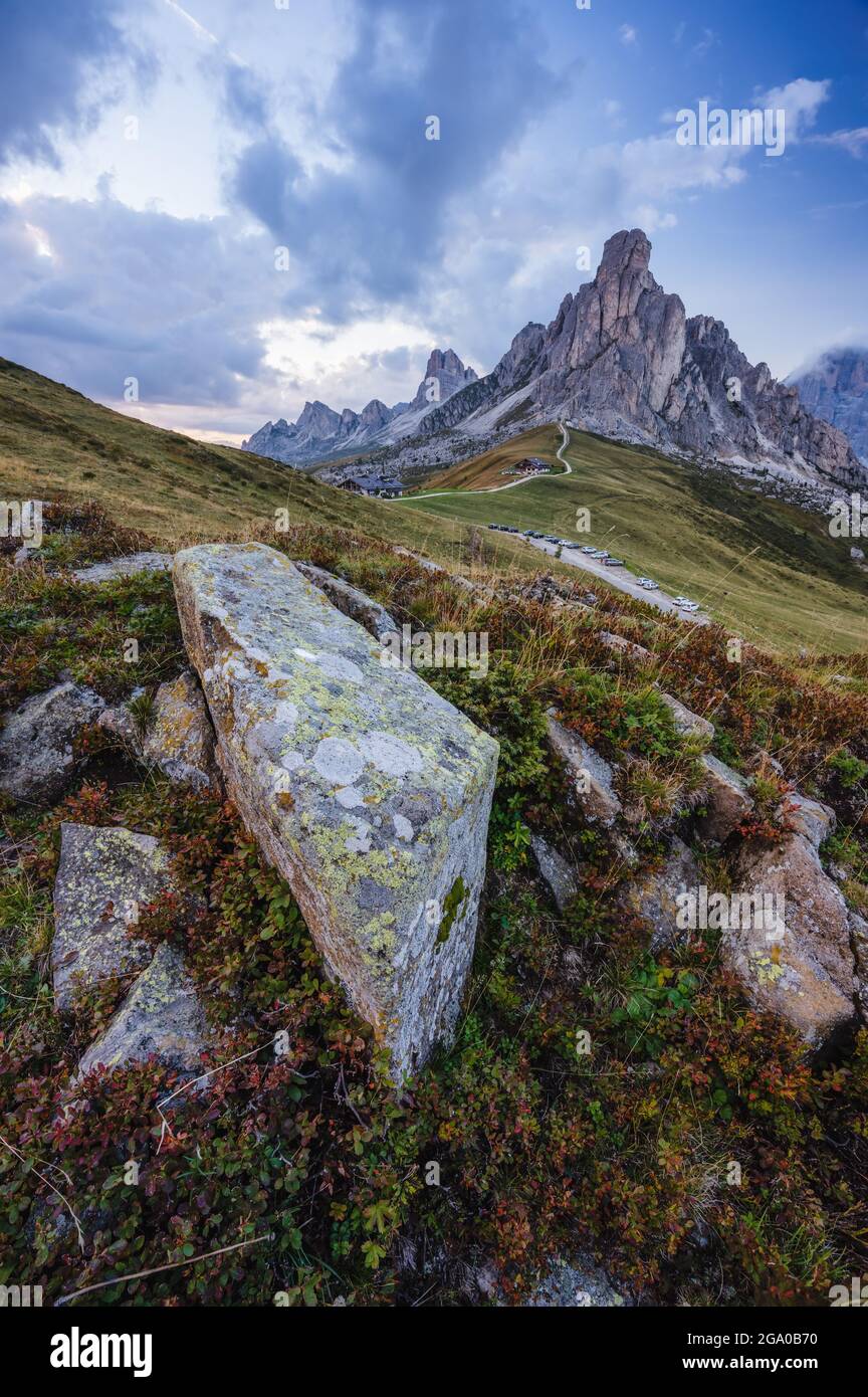 Passo Giau, meta turistica molto apprezzata nelle Dolomiti, in Italia Foto Stock