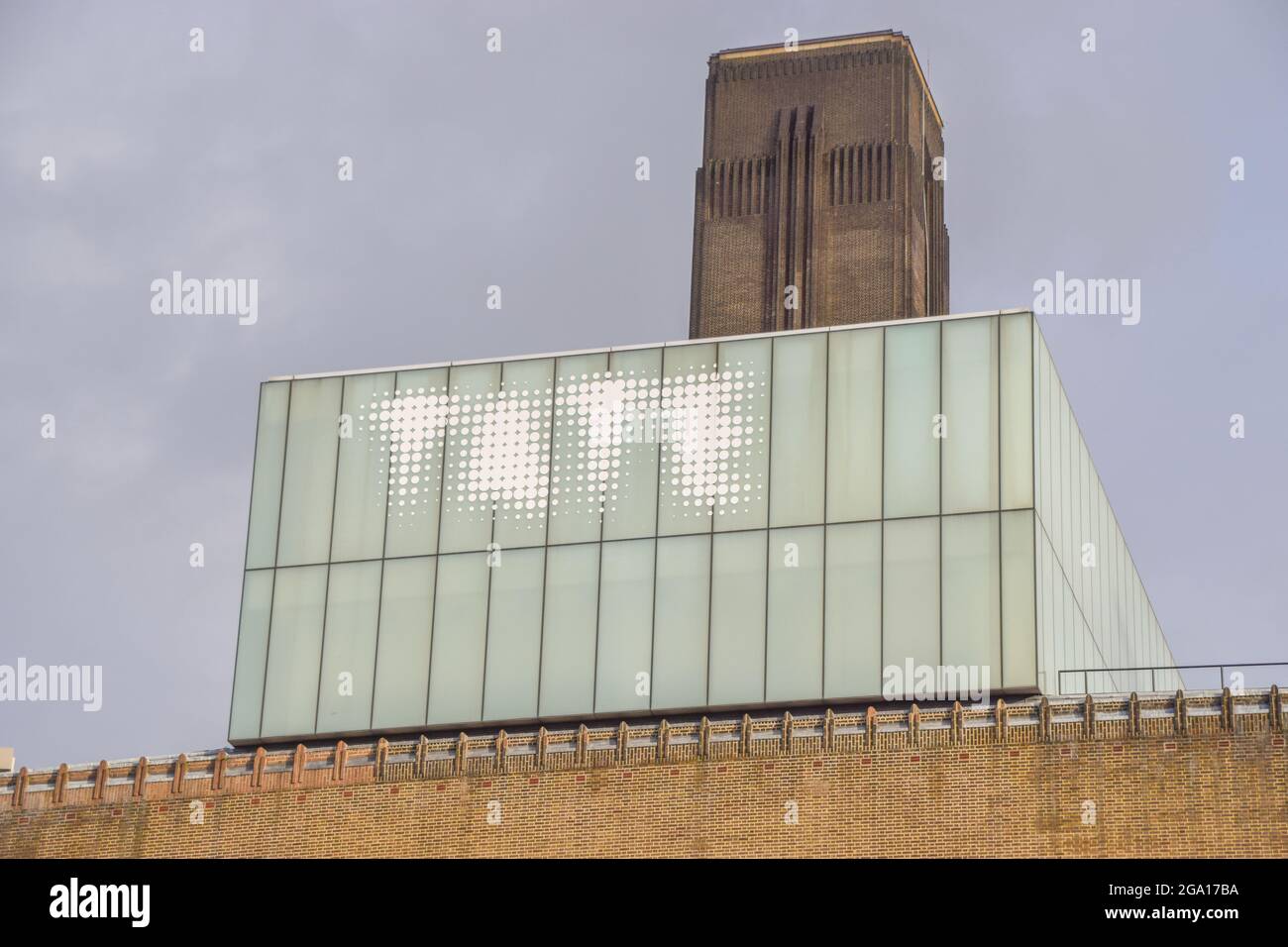 Tate Modern Exterior Detail, Londra, Regno Unito Foto Stock