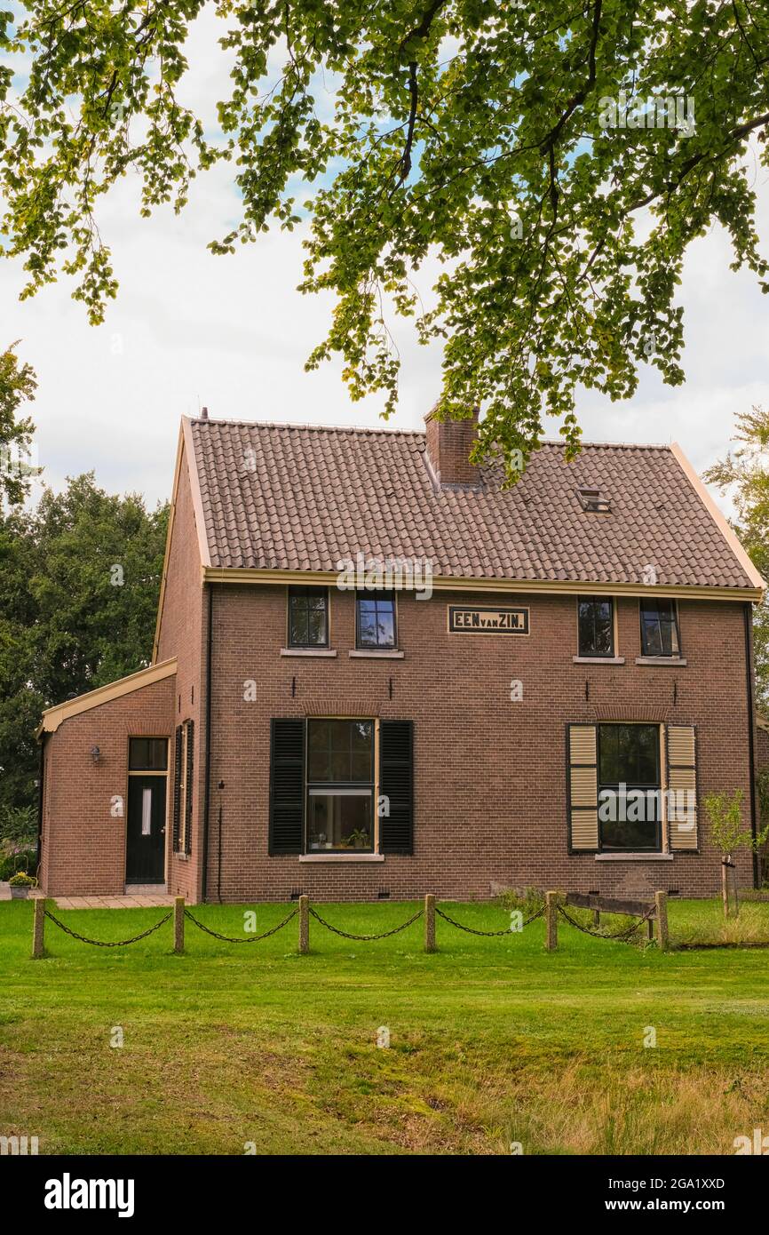 Casa chiamata een van Zin (una mente) nelle colonie di Benevolance a Veenhuizen, Drenthe nei Paesi Bassi. Uno dei più antichi e più grandi ex sociale Foto Stock