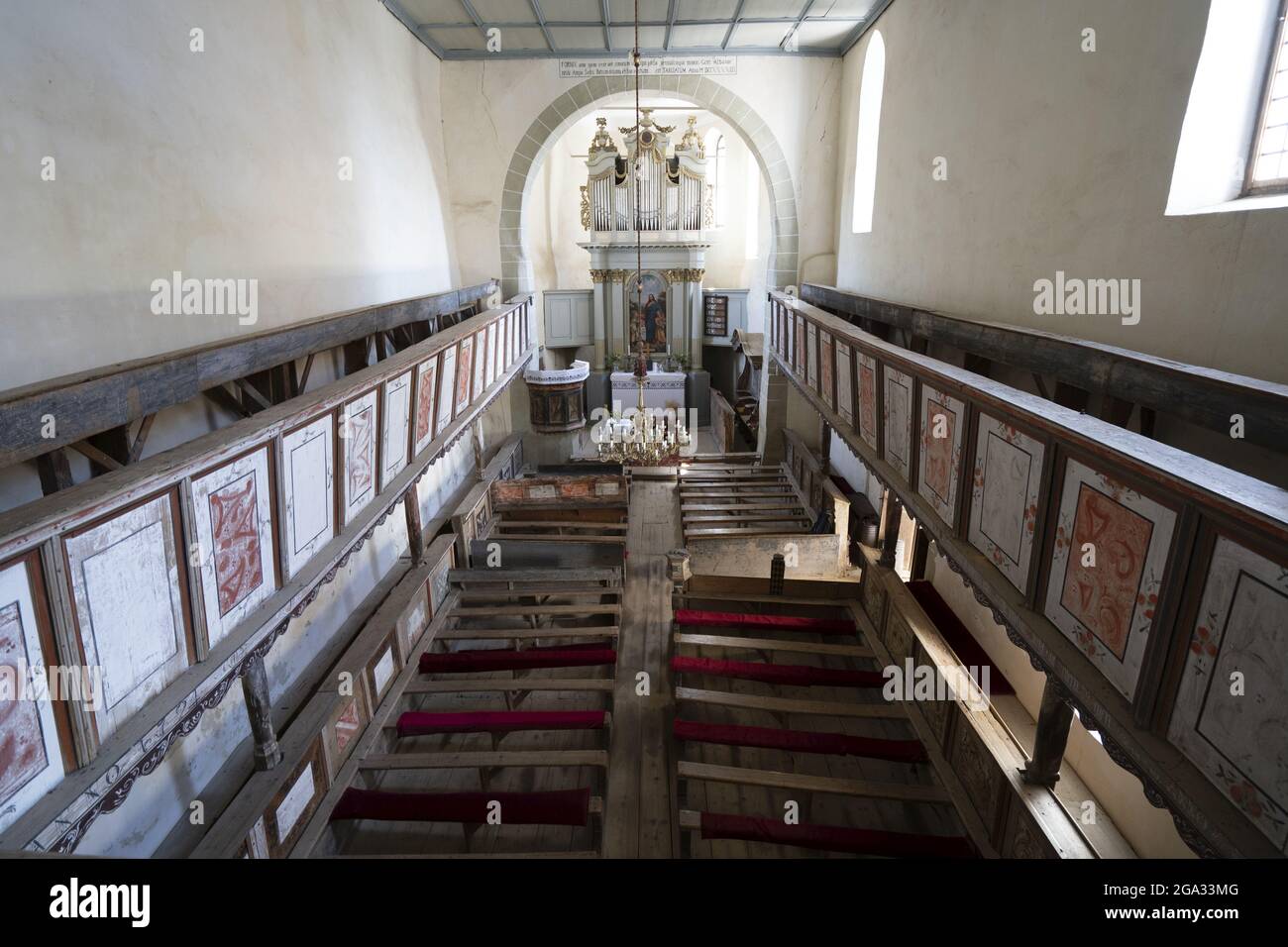 Interno della Chiesa sassone fortificata di Viscri, Transilvania, Romania; Viscri, Transilvania, Romania Foto Stock
