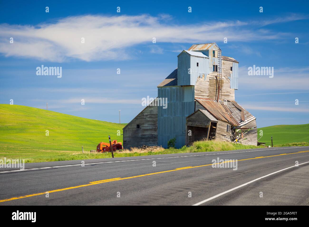 Ascensore Old Grain vicino a Pullman, Washington, nella regione di Palouse, Washington orientale. Foto Stock