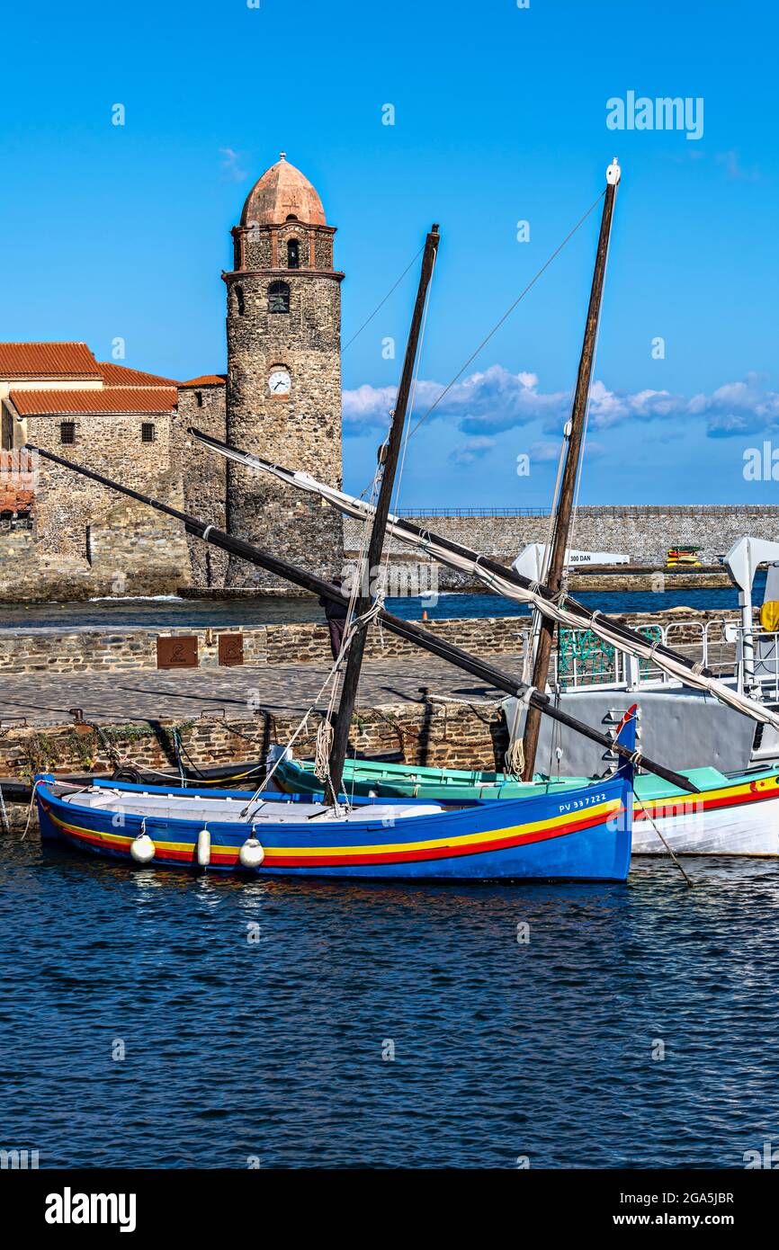 Chiesa di Notre Dame des Anges, Collioure, Pirenei Orientali, Linguadoca-Rossiglione, Francia. Foto Stock