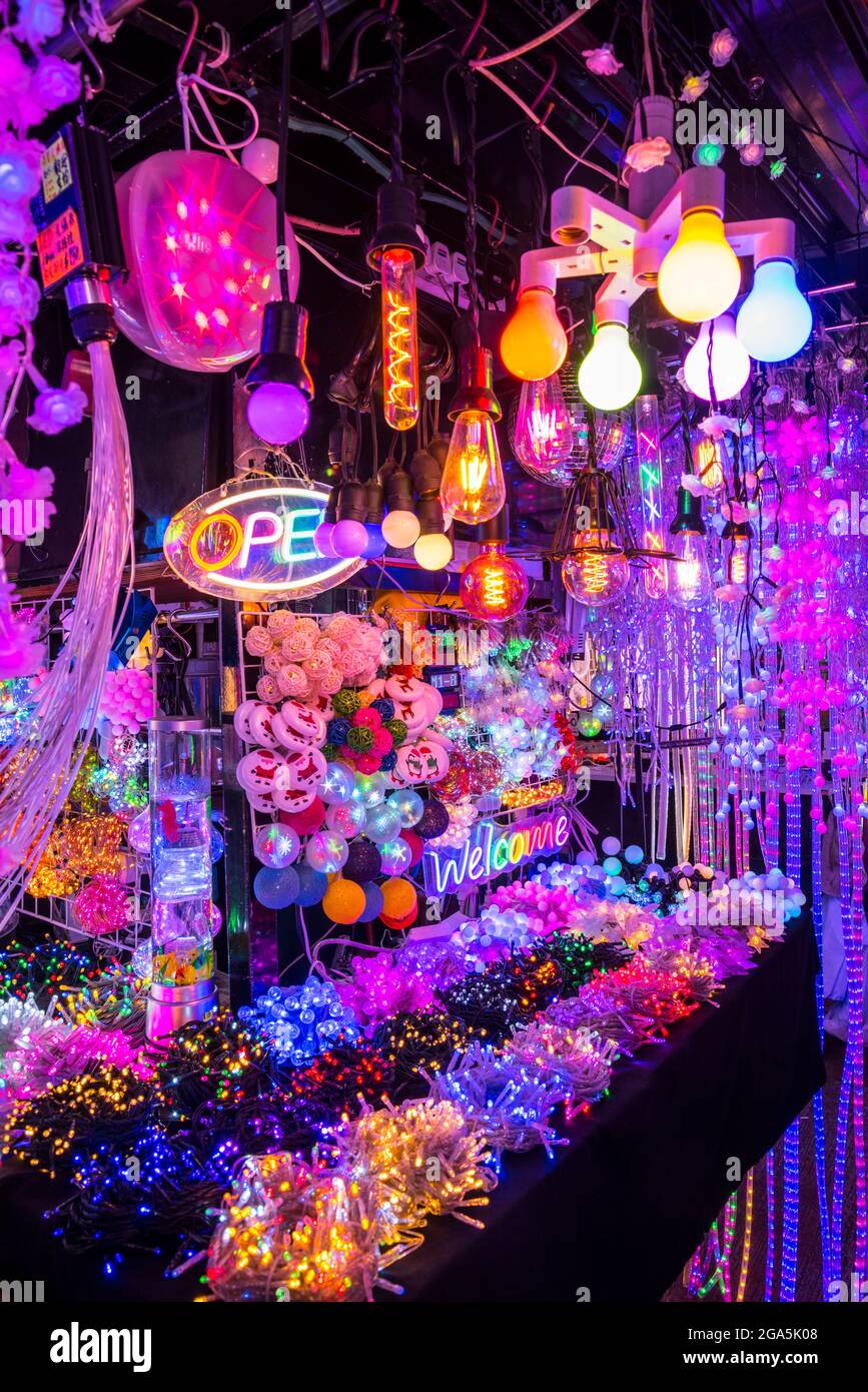 Sham Shui Po mercato notturno, Hong Kong, Cina. Foto Stock