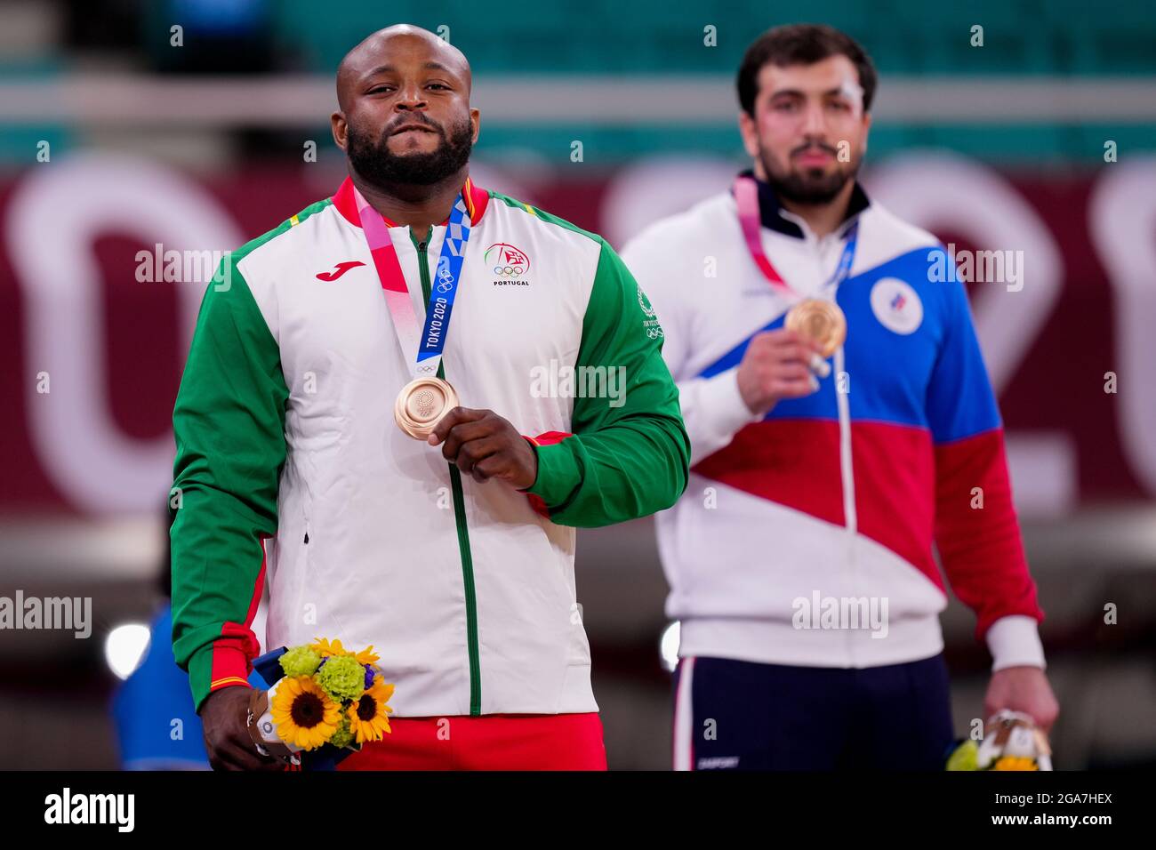 TOKYO, GIAPPONE - LUGLIO 29: Jorge Fonseca del Portogallo con la medaglia di bronzo che si pone per una foto durante la cerimonia di Medaglia di Judo durante i Giochi Olimpici di Tokyo 2020 al Nippon Budokan il 29 luglio 2021 a Tokyo, Giappone (Foto di Yannick Verhoeven/Orange Pictures) Foto Stock