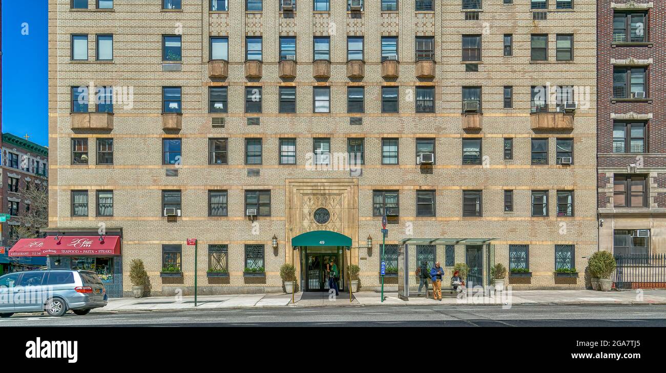 49 East 96th Street è un edificio di appartamenti pre-bellico nella sezione di Carnegie Hill a Manhattan. La struttura Art Deco è stata costruita nel 1929. Foto Stock